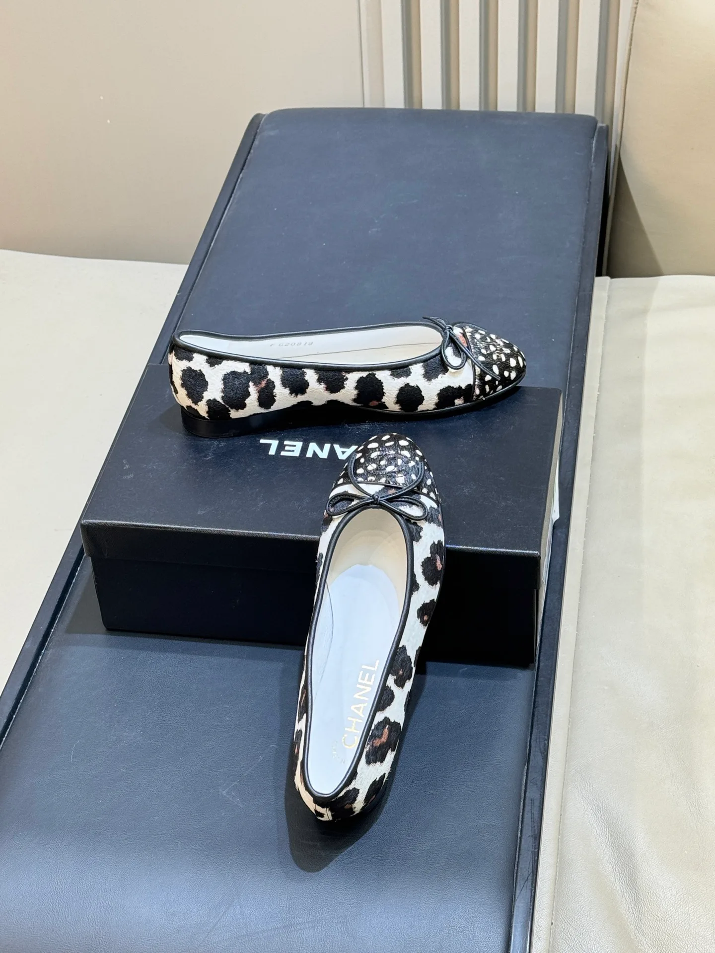 Women's Ballet Flats CHANEL 17498841