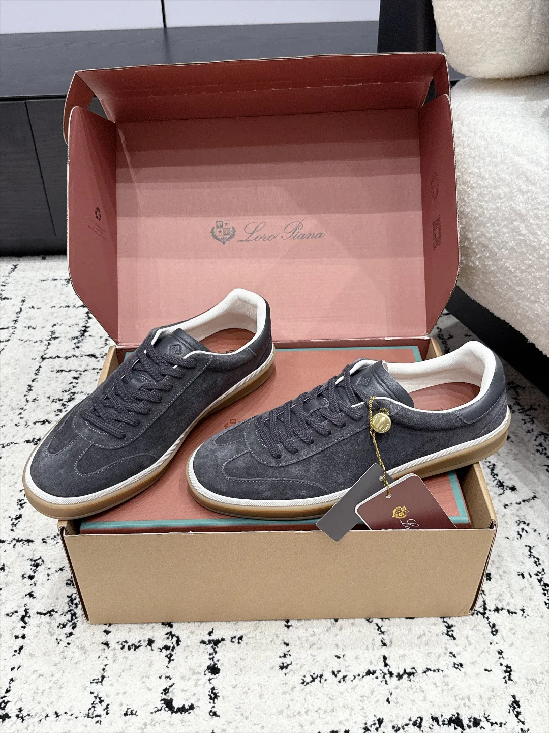 Women's Sneakers LORO PIANA 18133296