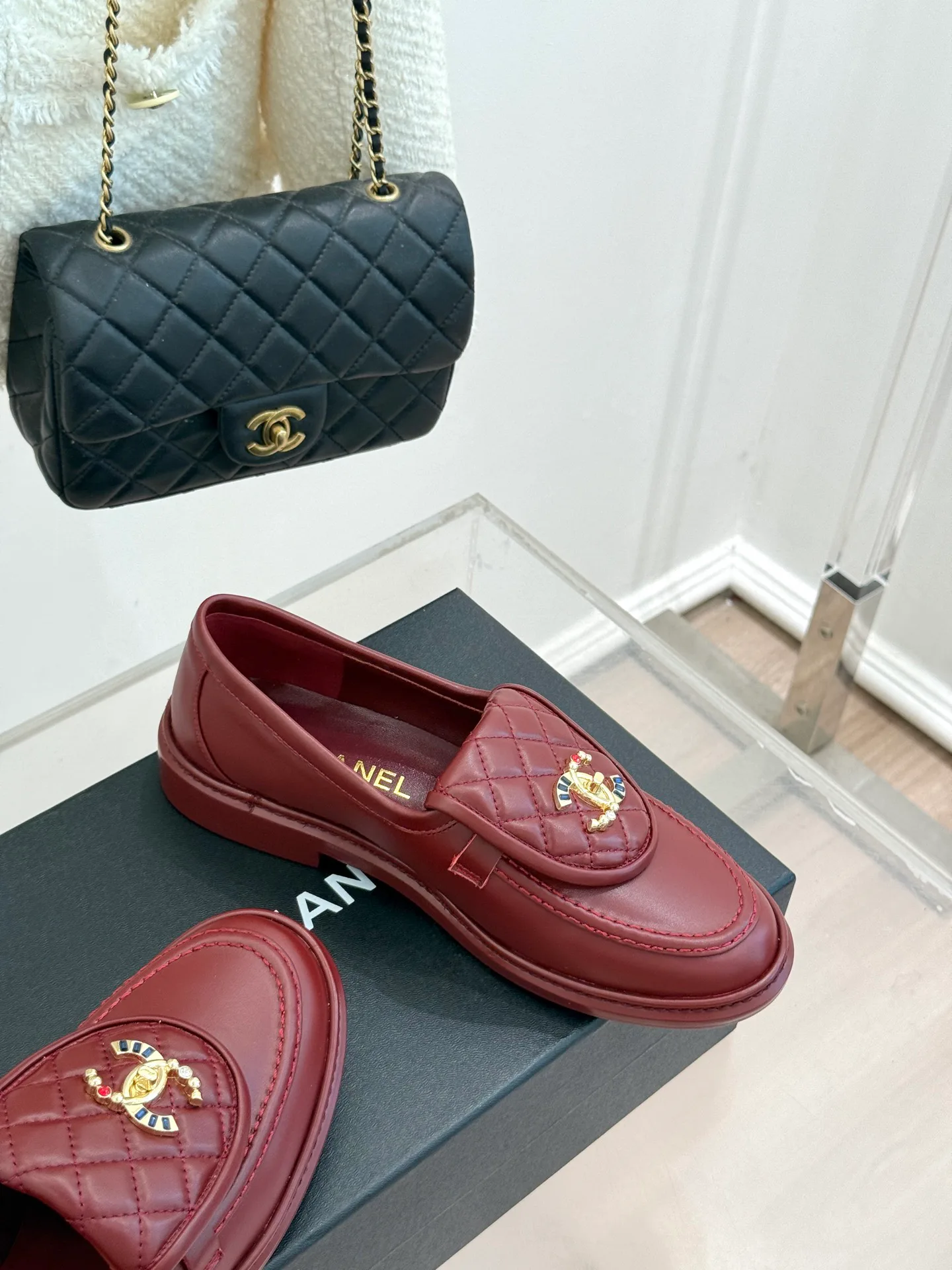 Women's Loafers And Moccasins CHANEL 17336059