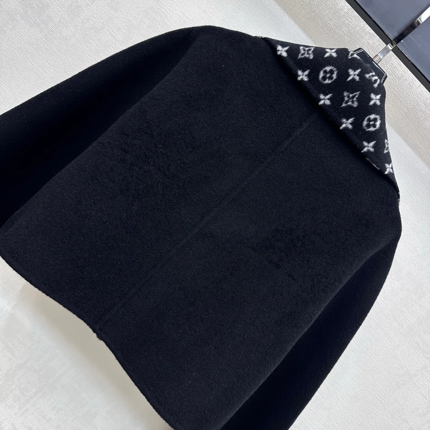Women's Coats LOUIS VUITTON 18680903