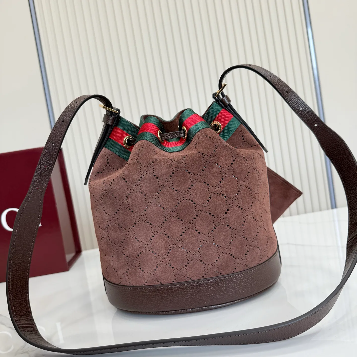 Women's Classic Handbags GUCCI 18210732