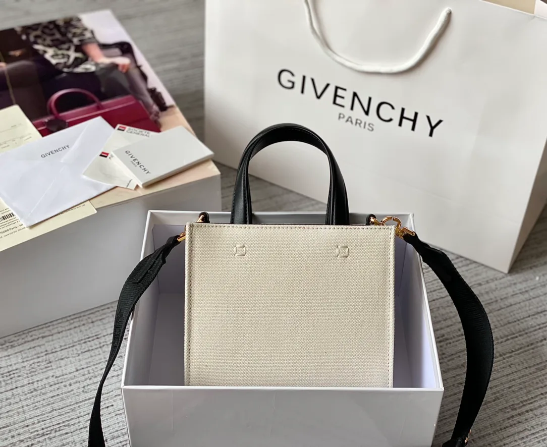 Women's Classic Handbags GIVENCHY 18452595