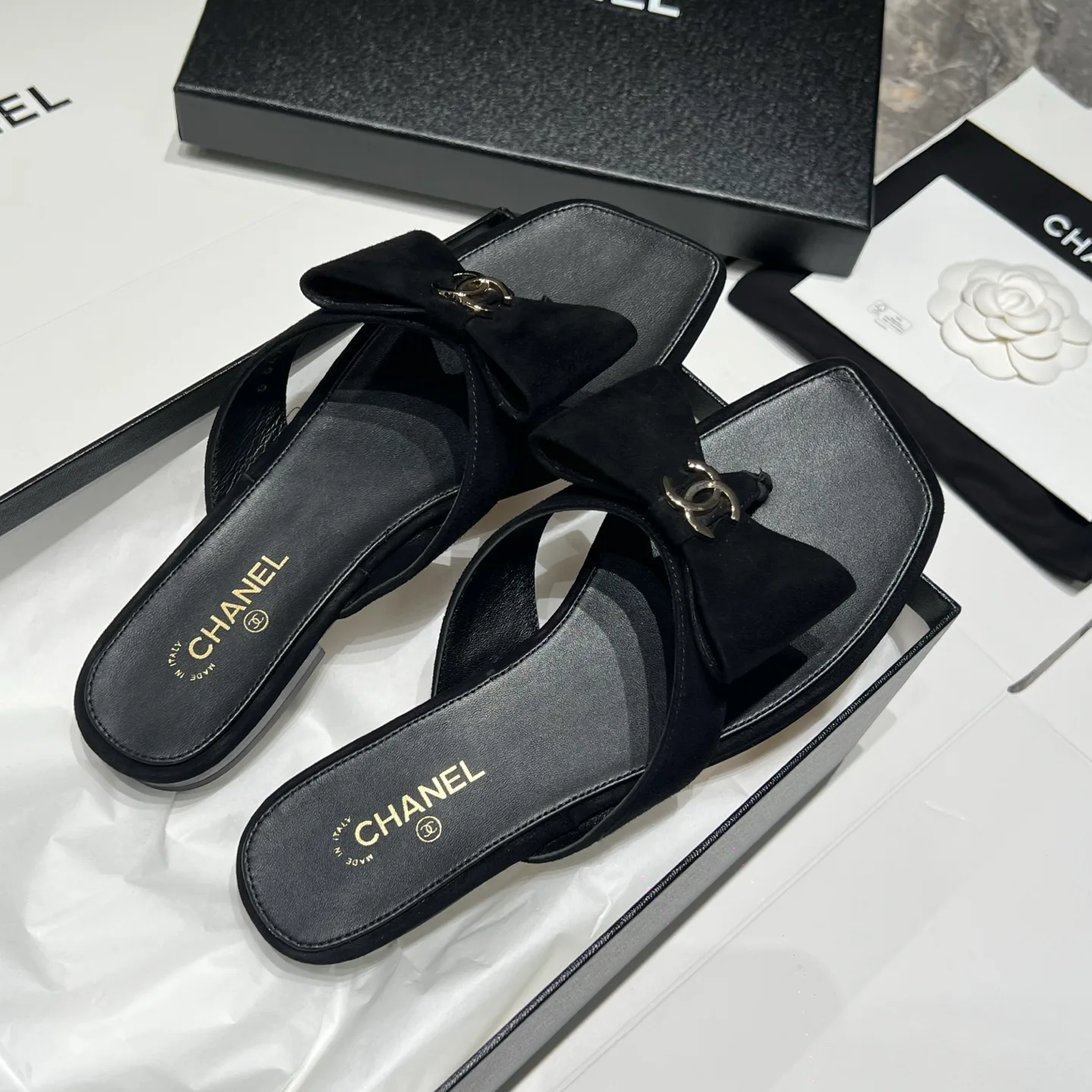 Women's Flip-Flops CHANEL 17693138