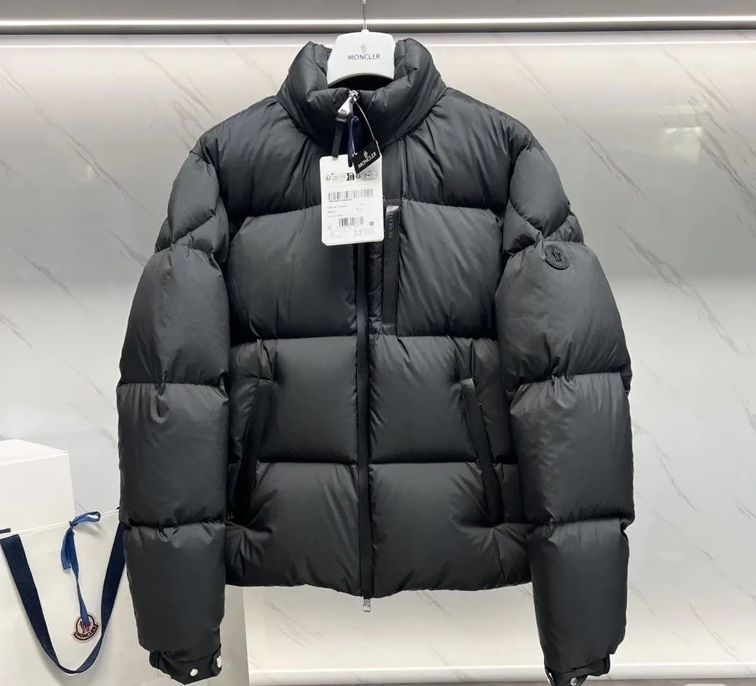 Women's Jackets And Down Jackets MONCLER 17964551