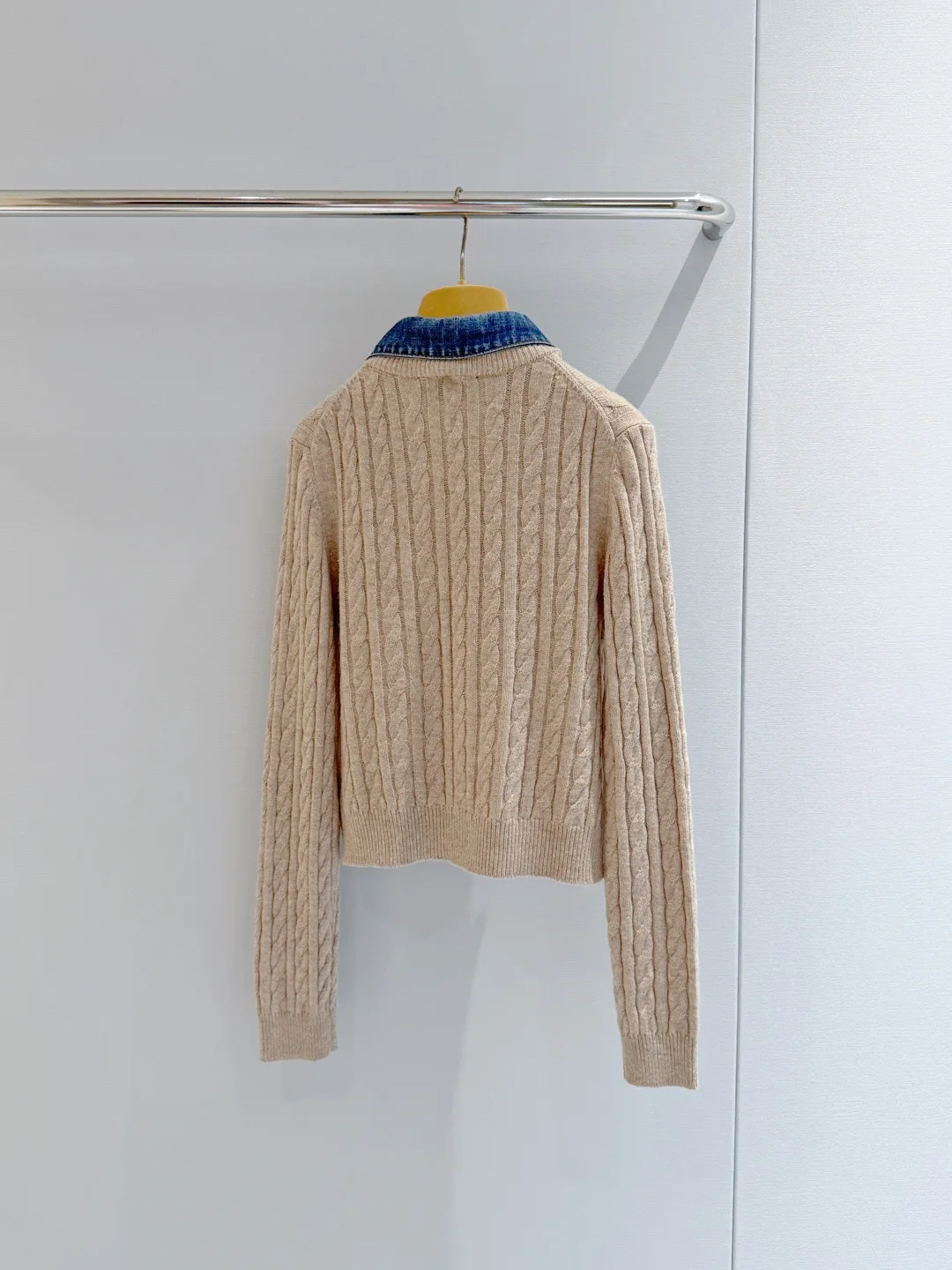 Women's Jumpers And Sweaters MIU MIU 17462063
