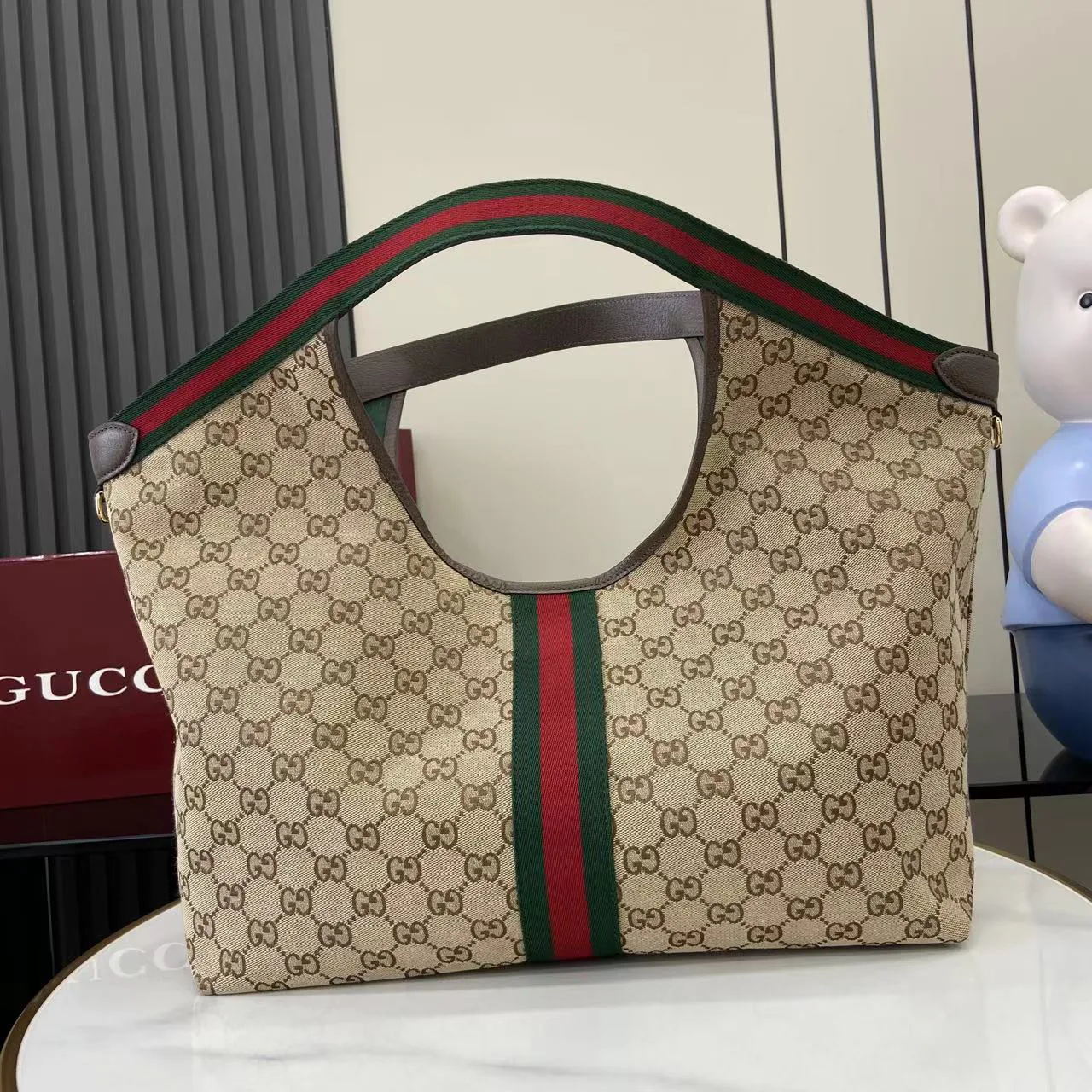 Women's Classic Handbags GUCCI 18404536