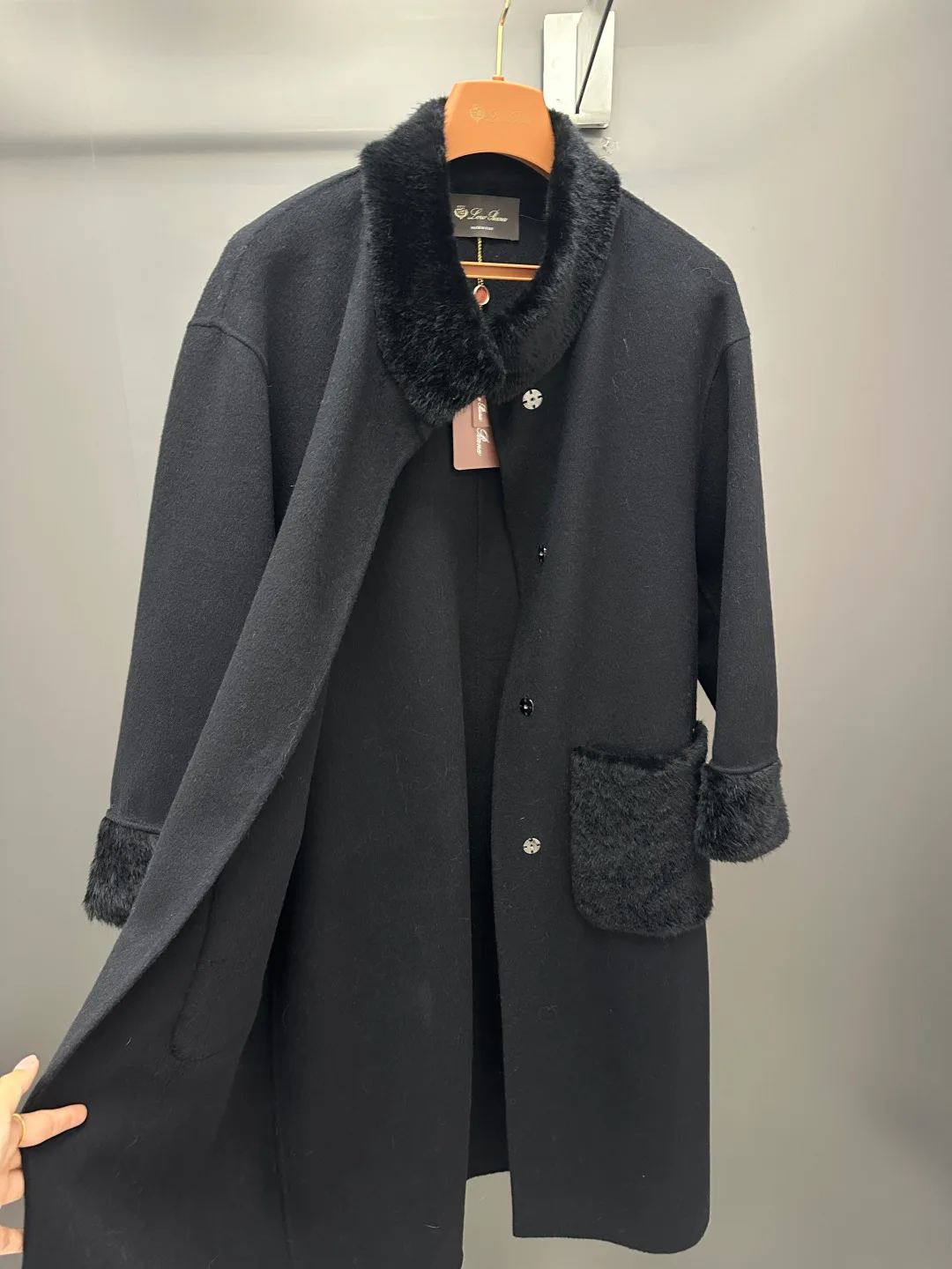 Women's Coats LORO PIANA 18456311