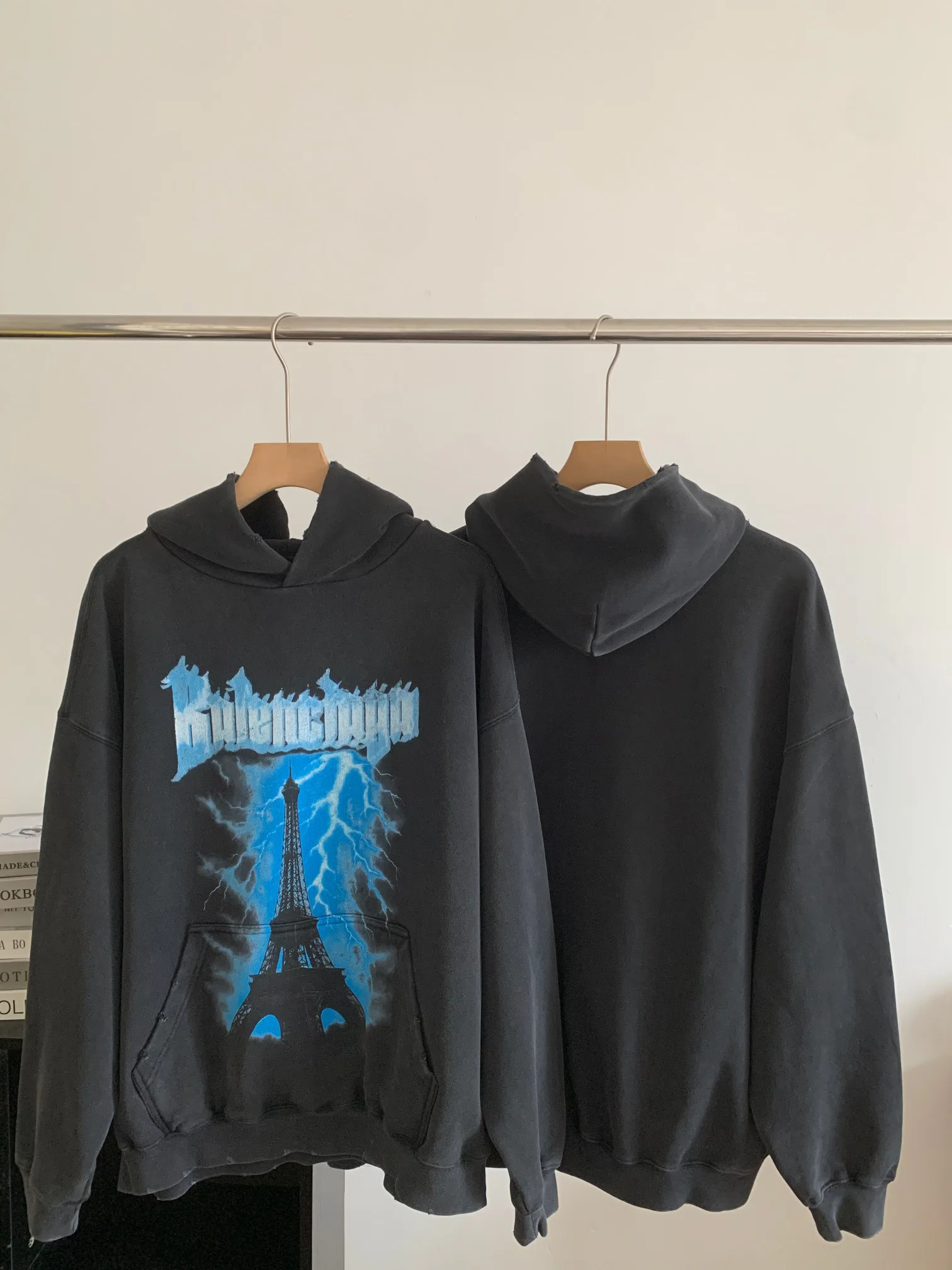 Women's Sweatshirts And Hoodies BALENCIAGA 18131453