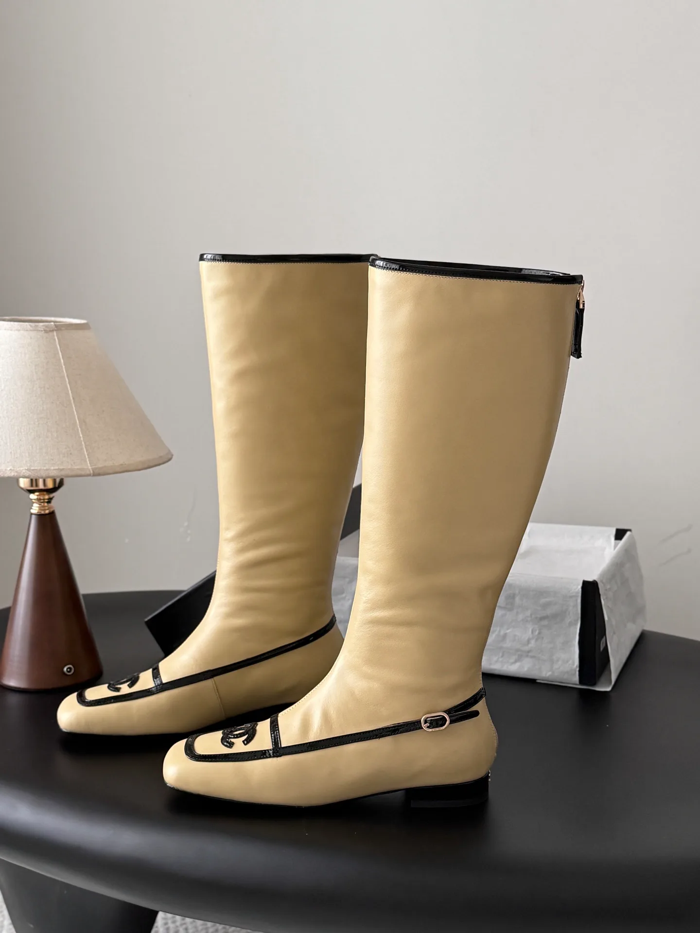 Women's Boots CHANEL 18053721