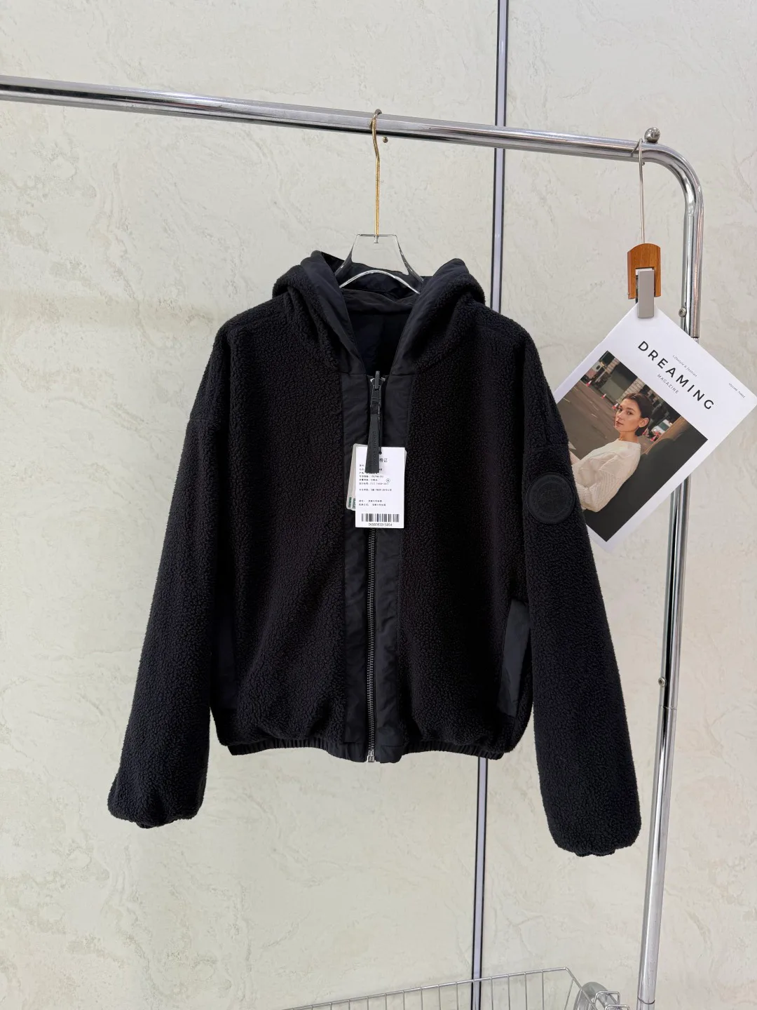 Куртки И Пуховики Мужские Canada Goose 18683834