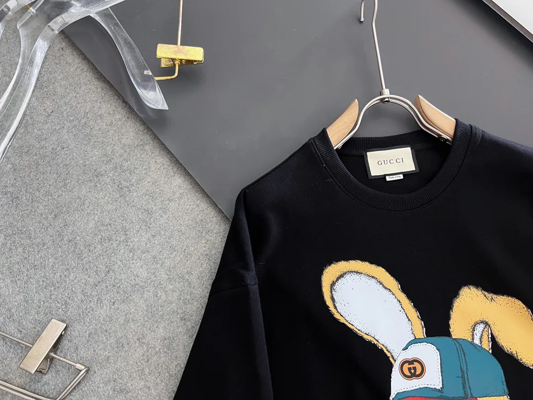 Men's Sweatshirts And Hoodies GUCCI 18289551