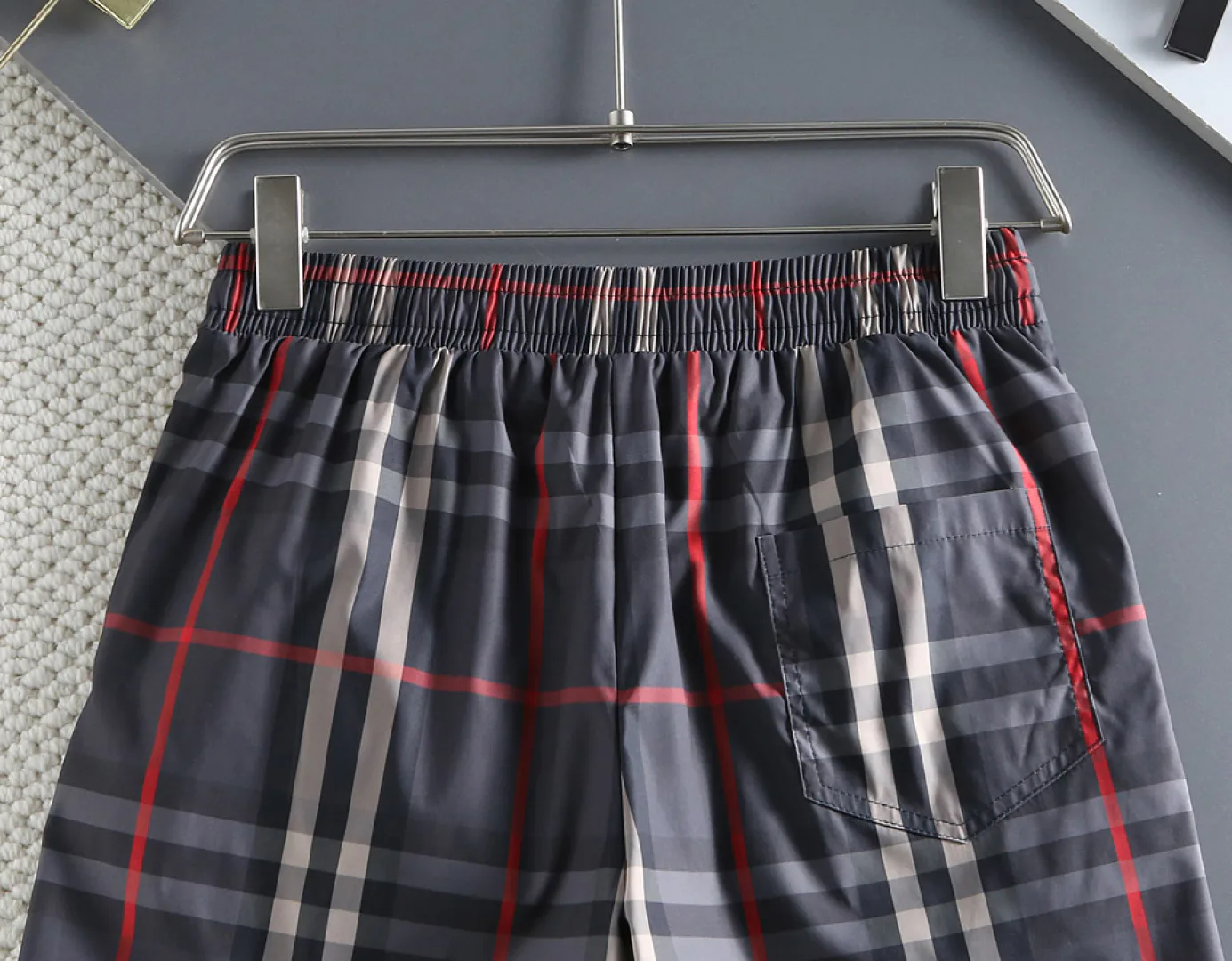 Men's Shorts BURBERRY 18000496