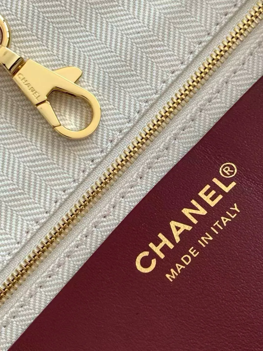 Women's Classic Handbags CHANEL 18058698