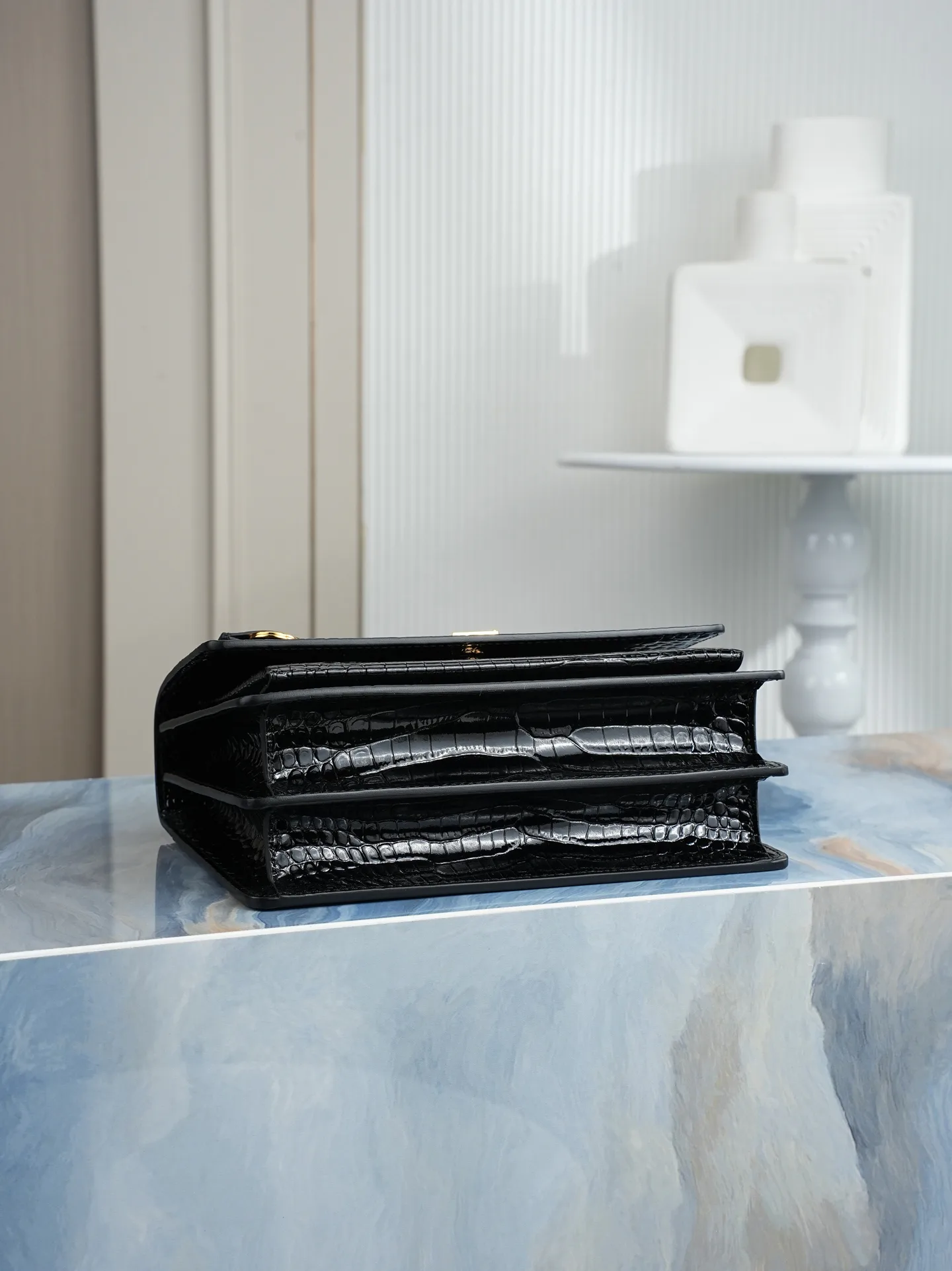 Women's Classic Handbags SAINT LAURENT 17864837