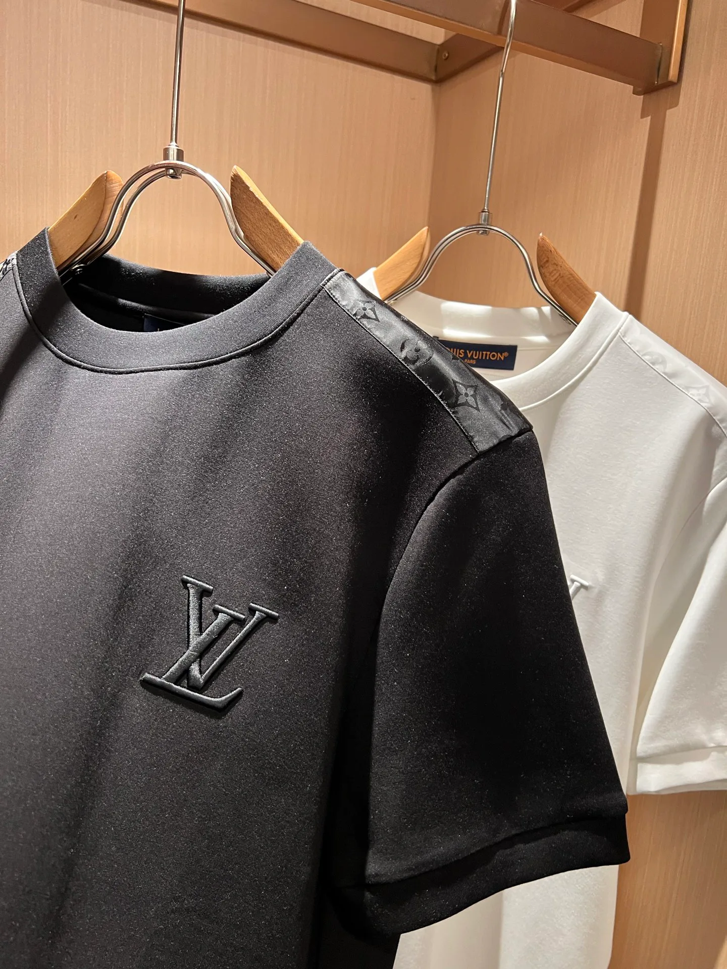 Men's T-Shirts LOUIS VUITTON 18519537