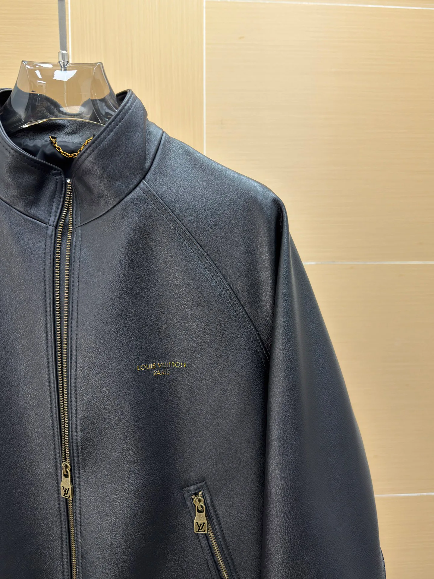 Men's Leather Jackets And Sheepskin Coats LOUIS VUITTON 18448678
