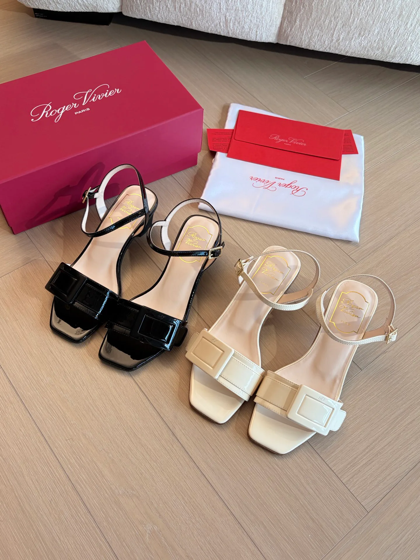 Women's Open-Toe Sandals ROGER VIVIER 17321457