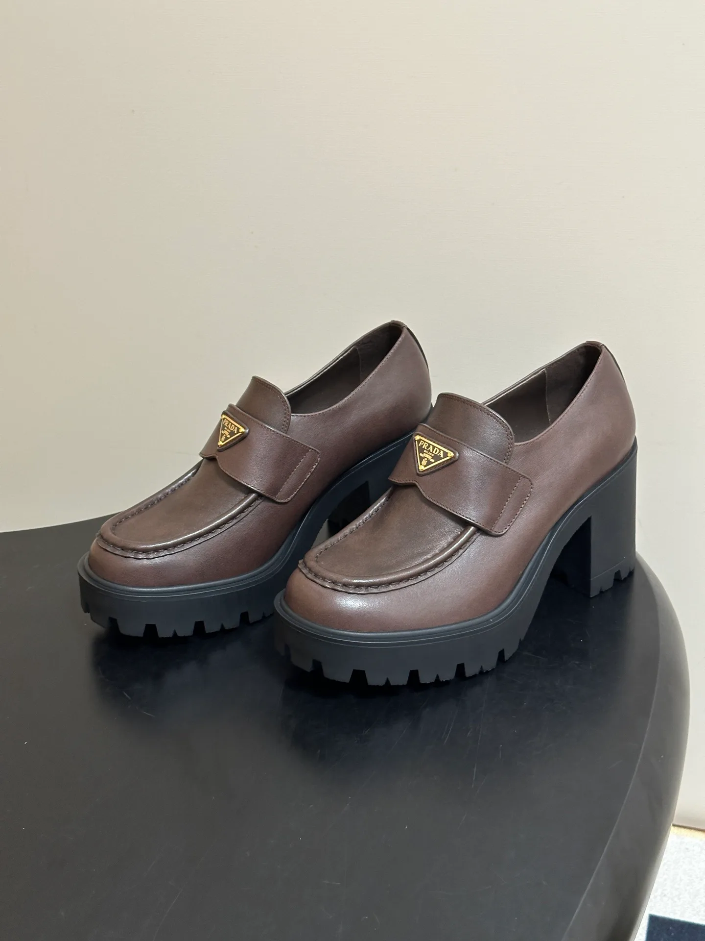 Women's Loafers And Moccasins PRADA 18520365