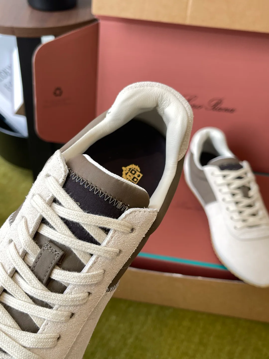 Women's Sneakers LORO PIANA 17424583