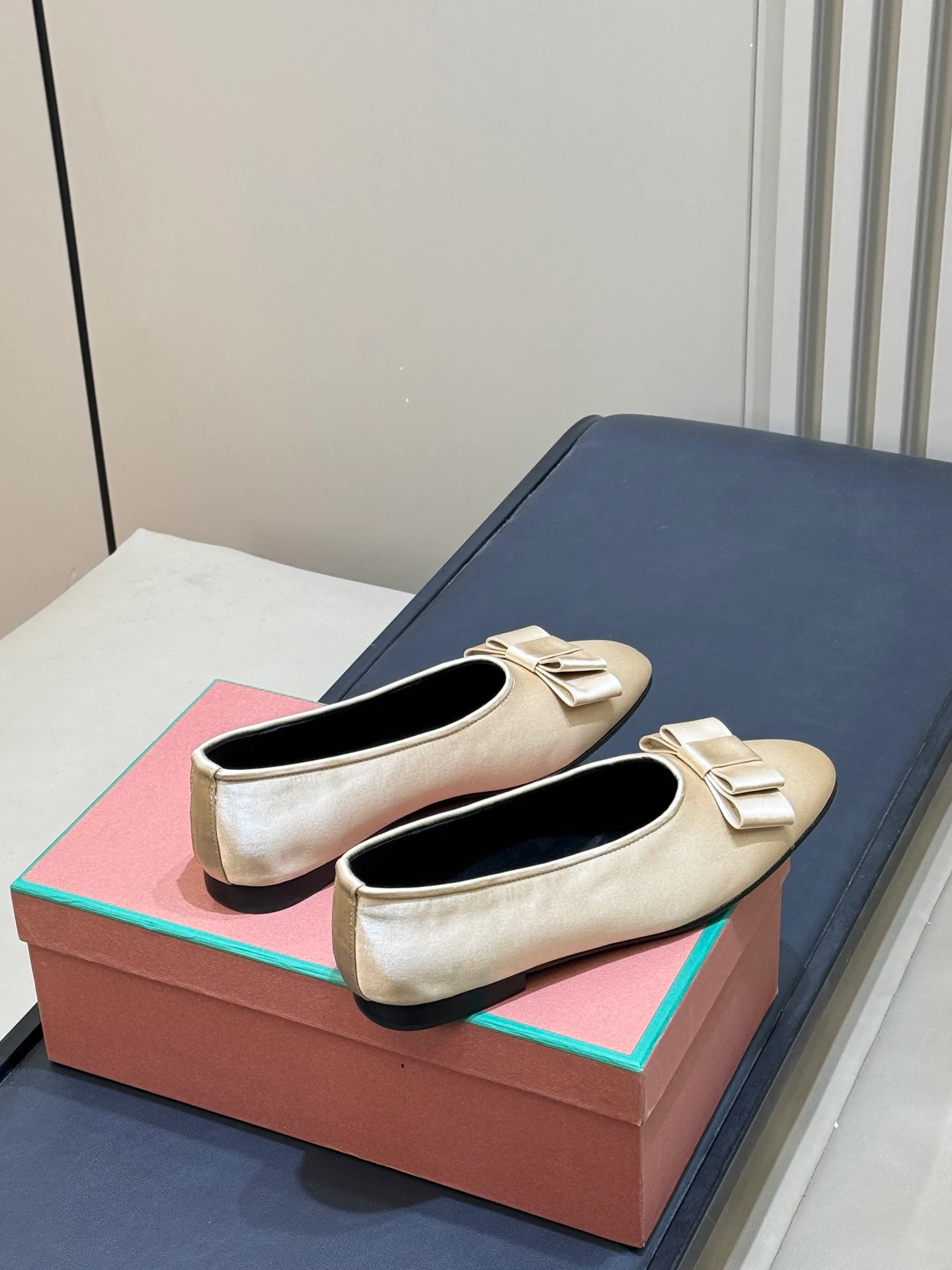 Women's Ballet Flats LORO PIANA 17915327