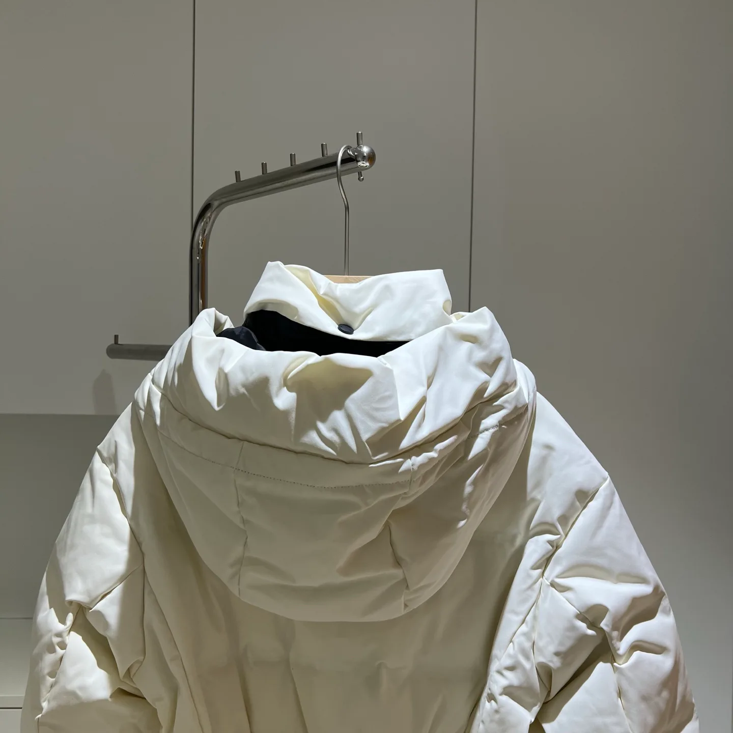 Women's Jackets And Down Jackets MONCLER 18180078