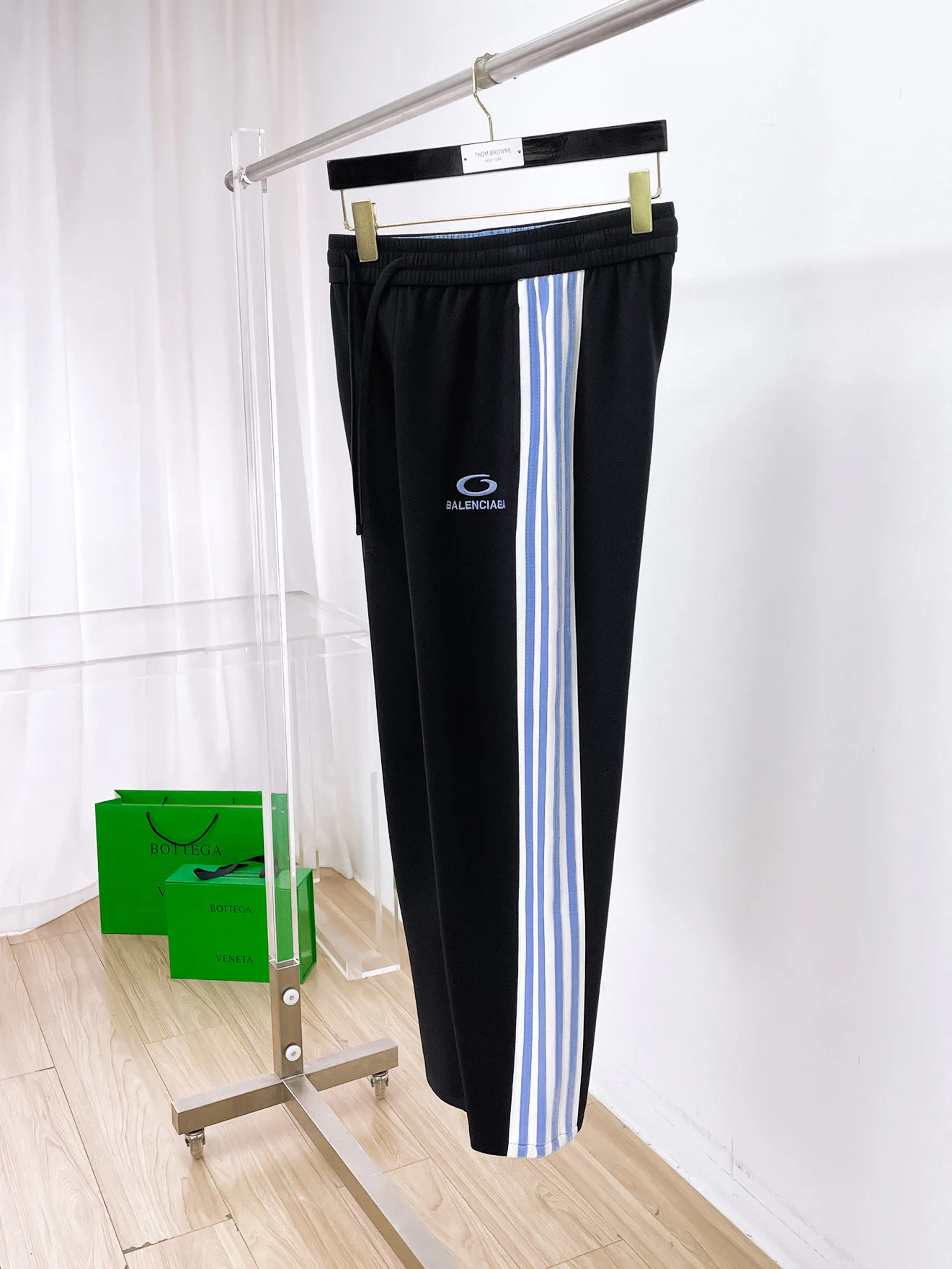 Men's Trousers BALENCIAGA 18197363