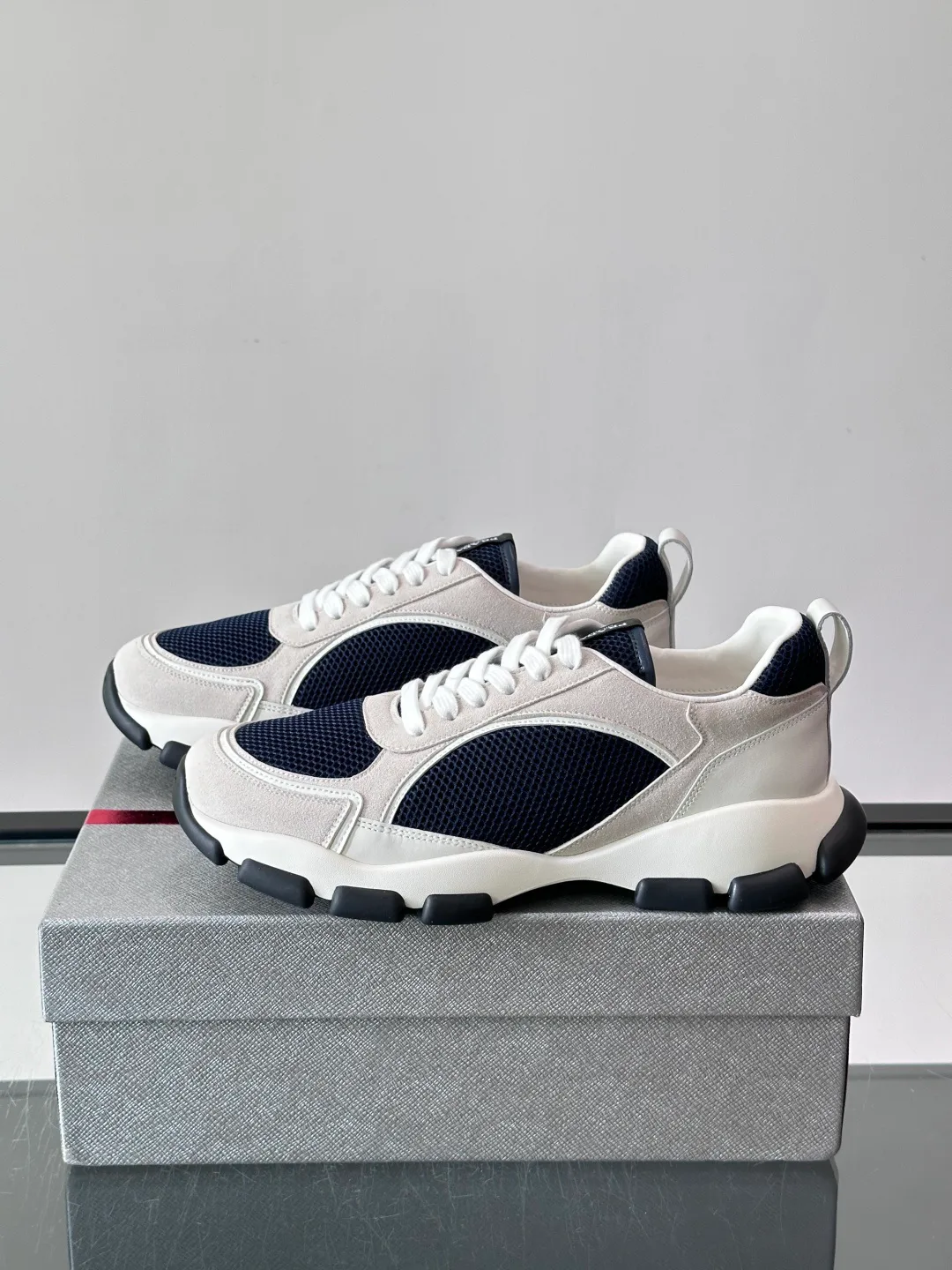 Men's Sneakers PRADA 18102770