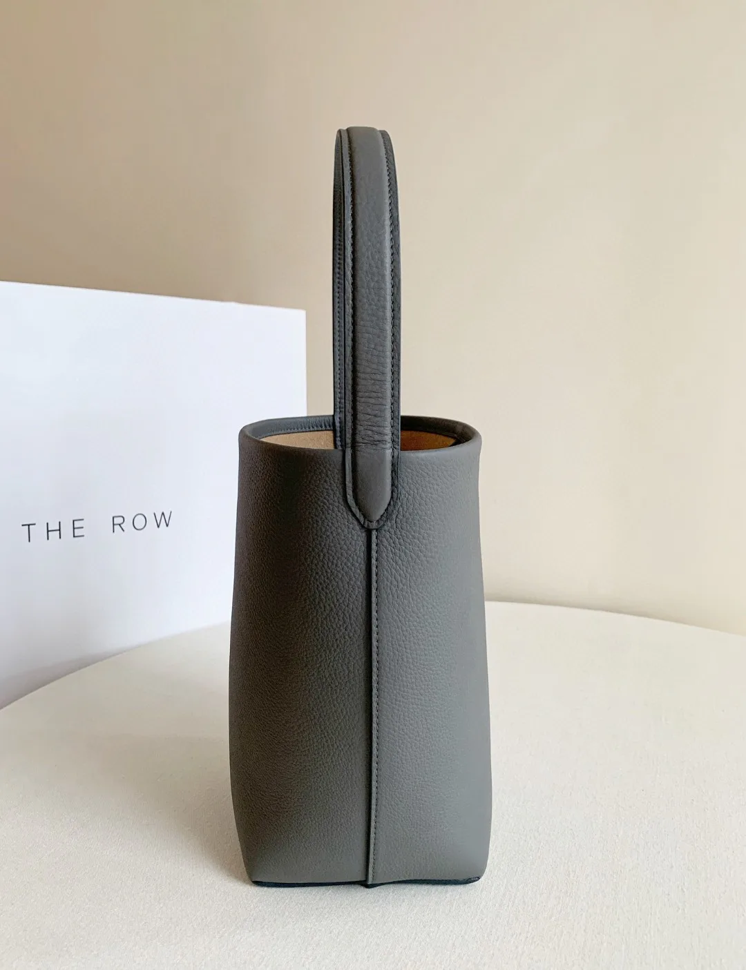 Women's Classic Handbags THE ROW 18070666