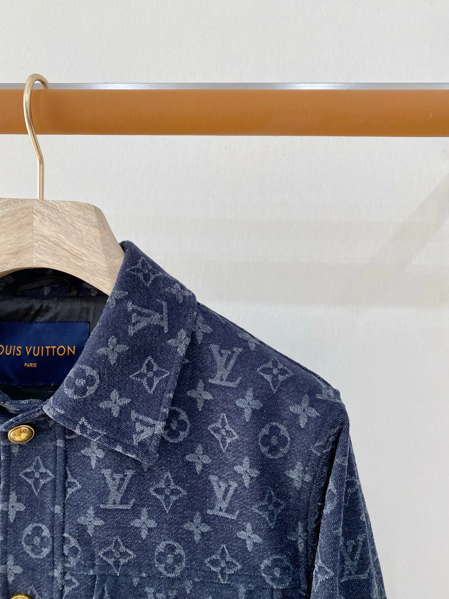 Куртки И Пуховики Мужские Louis Vuitton 18596358