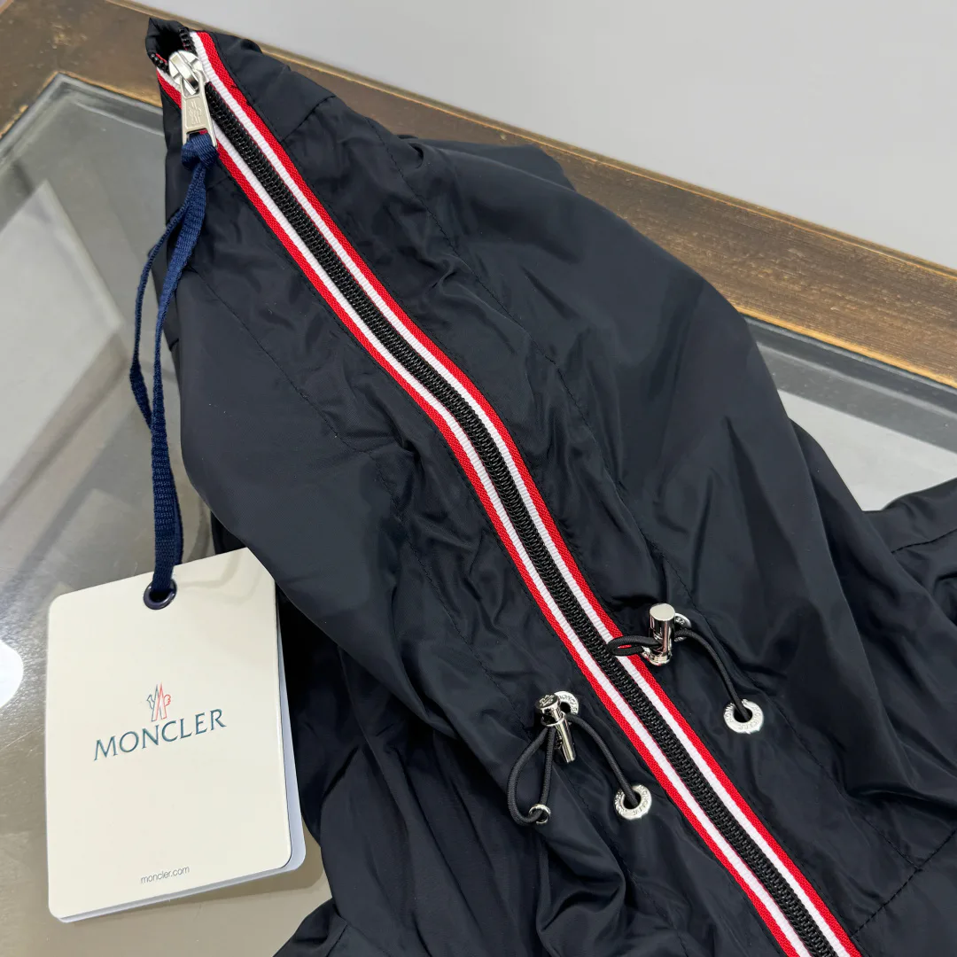 Men's Jackets And Down Jackets MONCLER 18002263