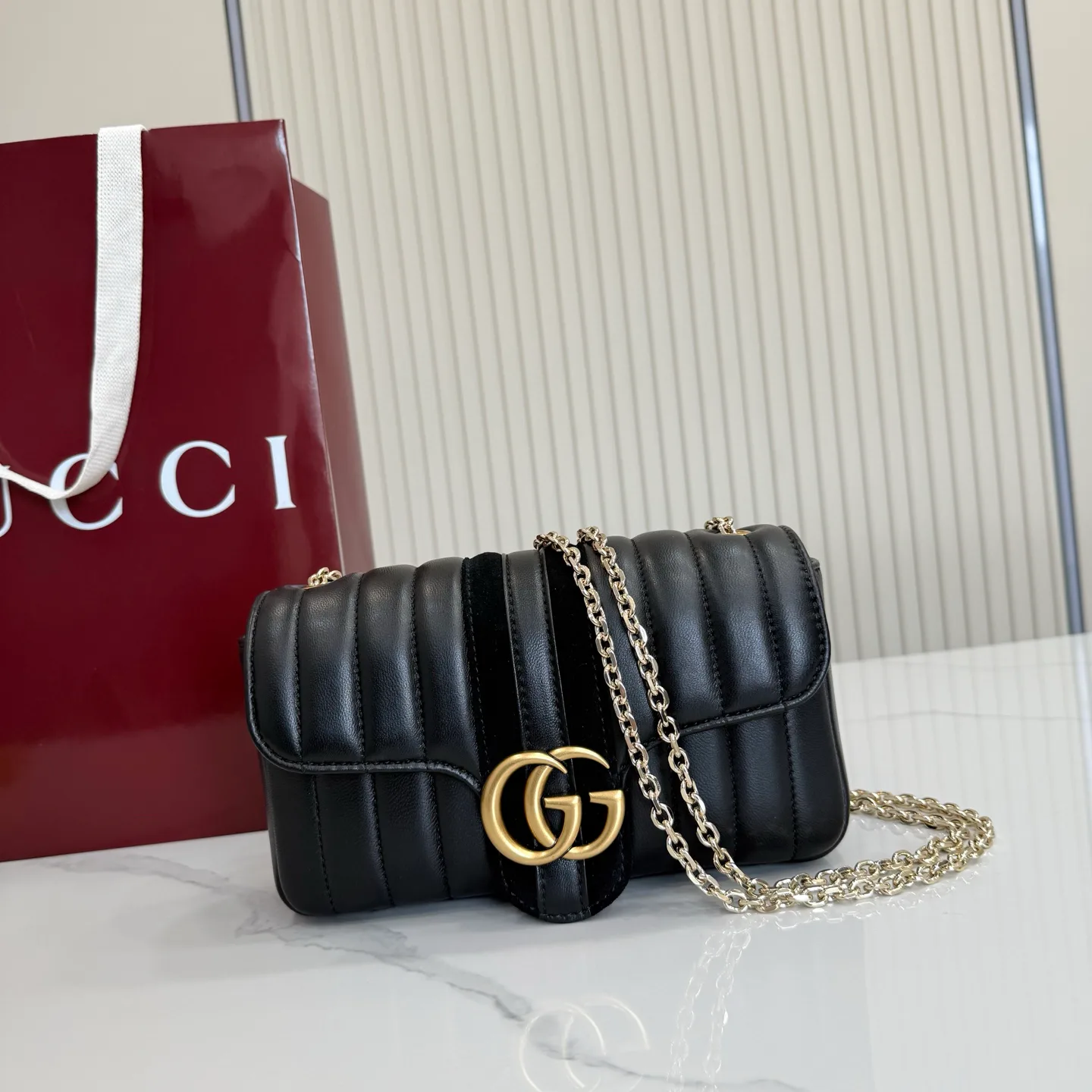 Women's Classic Handbags GUCCI 17872483
