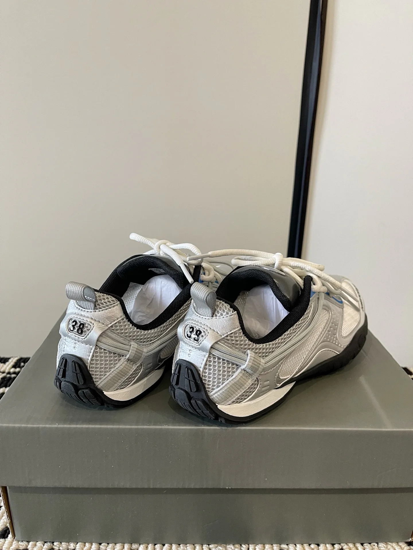 Women's Sneakers BALENCIAGA 18386315