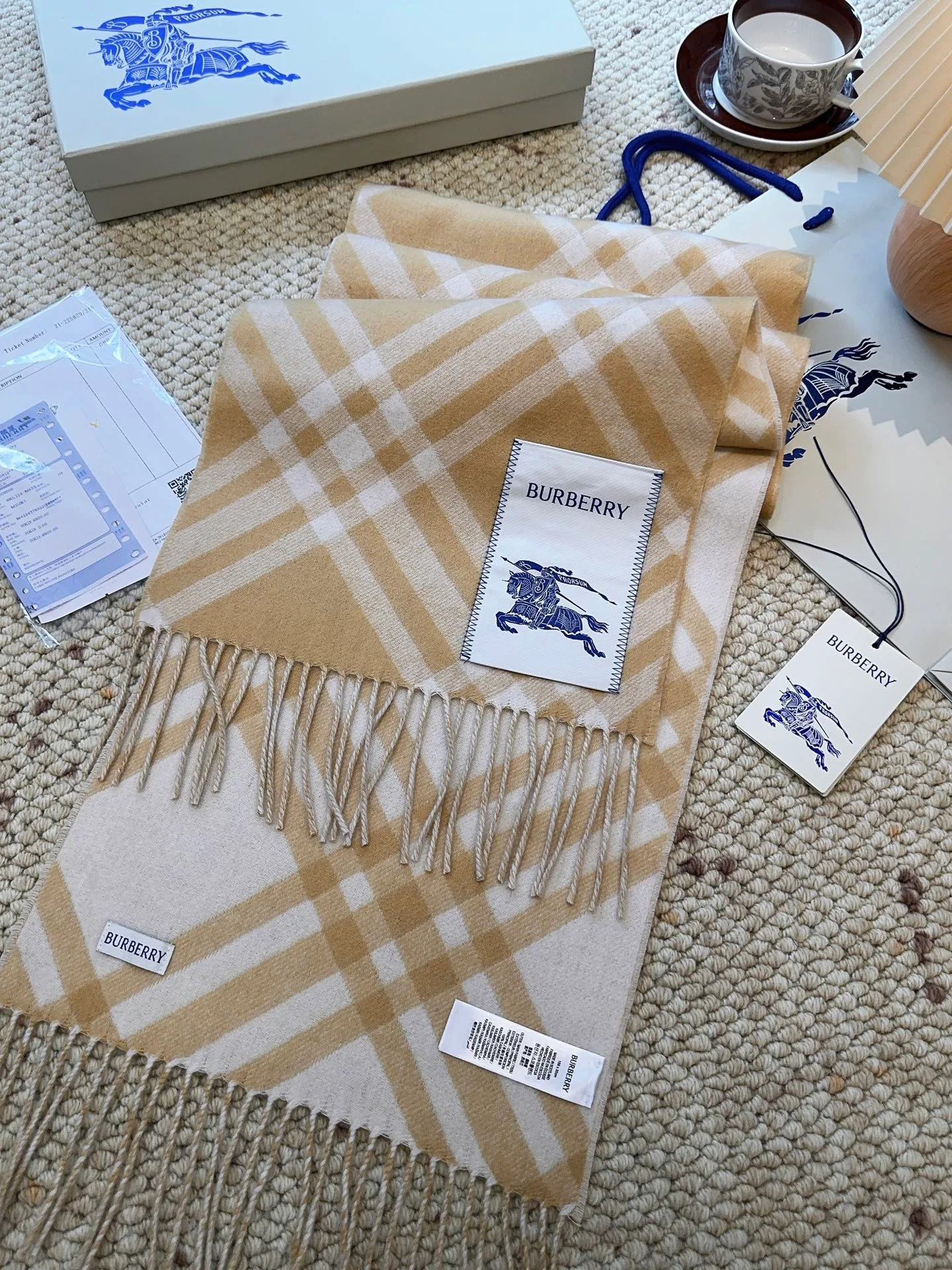 Scarves BURBERRY 18105487