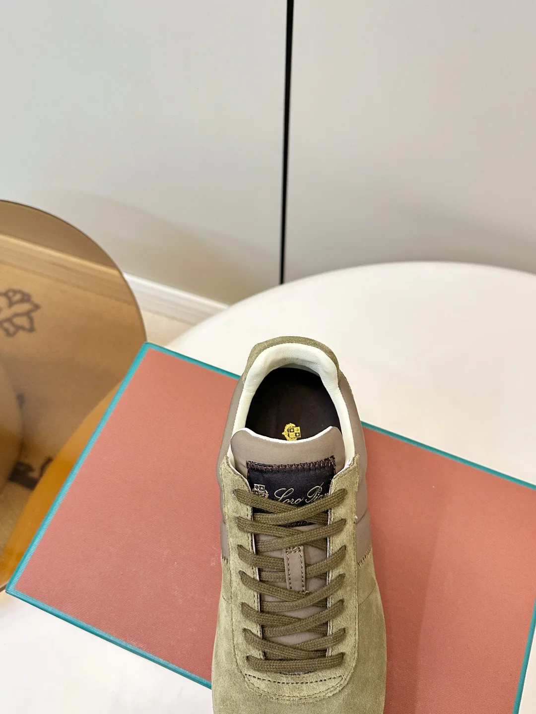 Women's Sneakers LORO PIANA 17464232