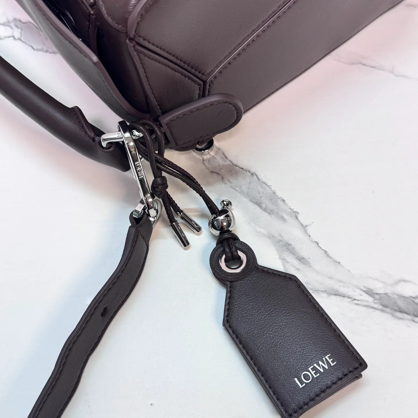 Women's Classic Handbags LOEWE 18030351