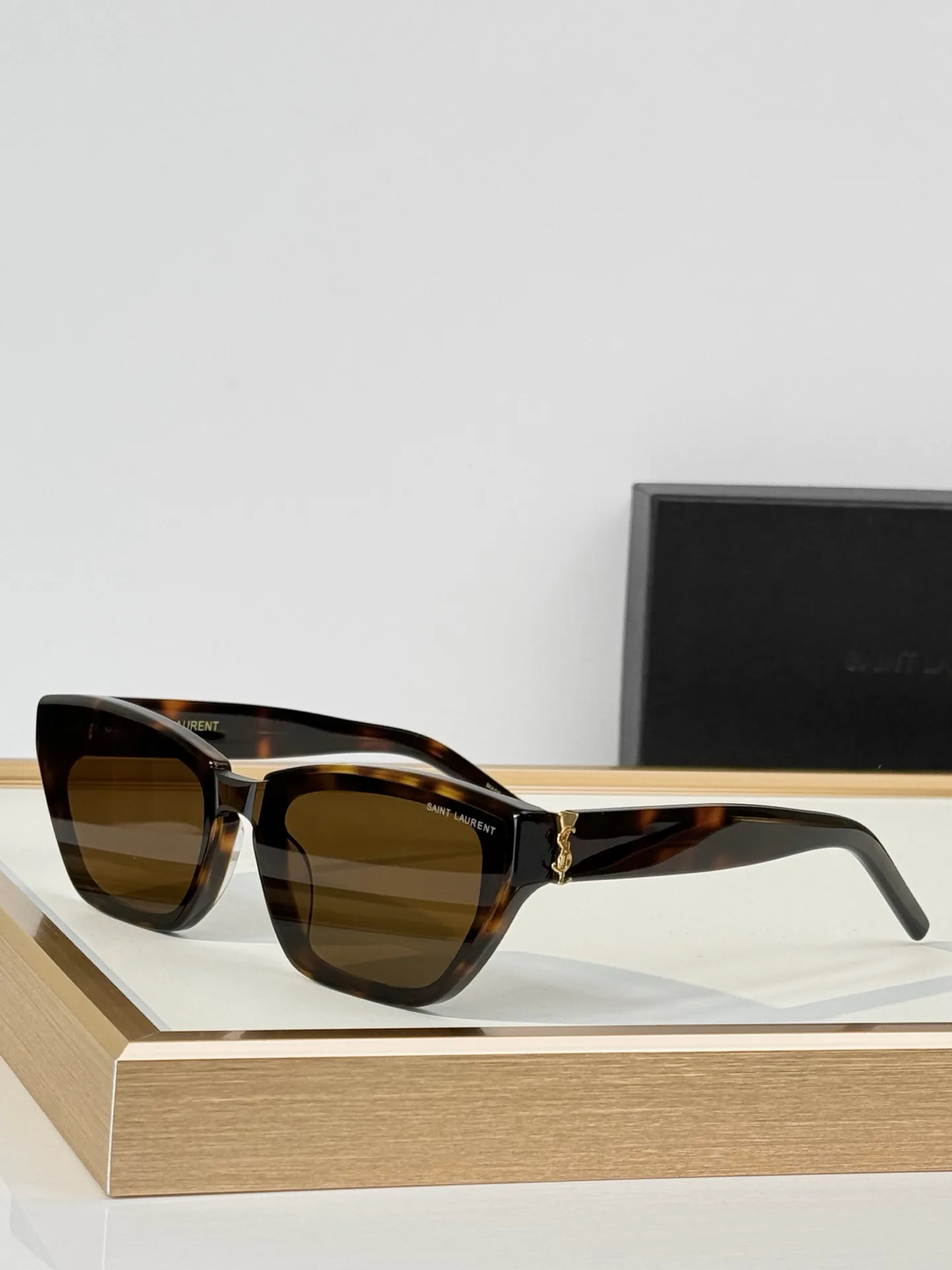 Glasses SAINT LAURENT 17920532