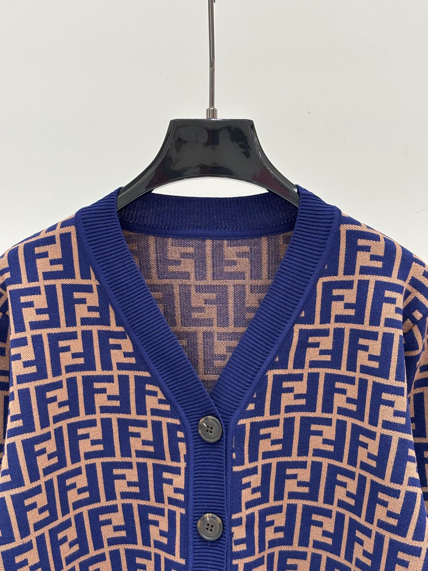 Women's Jumpers And Sweaters FENDI 17930691