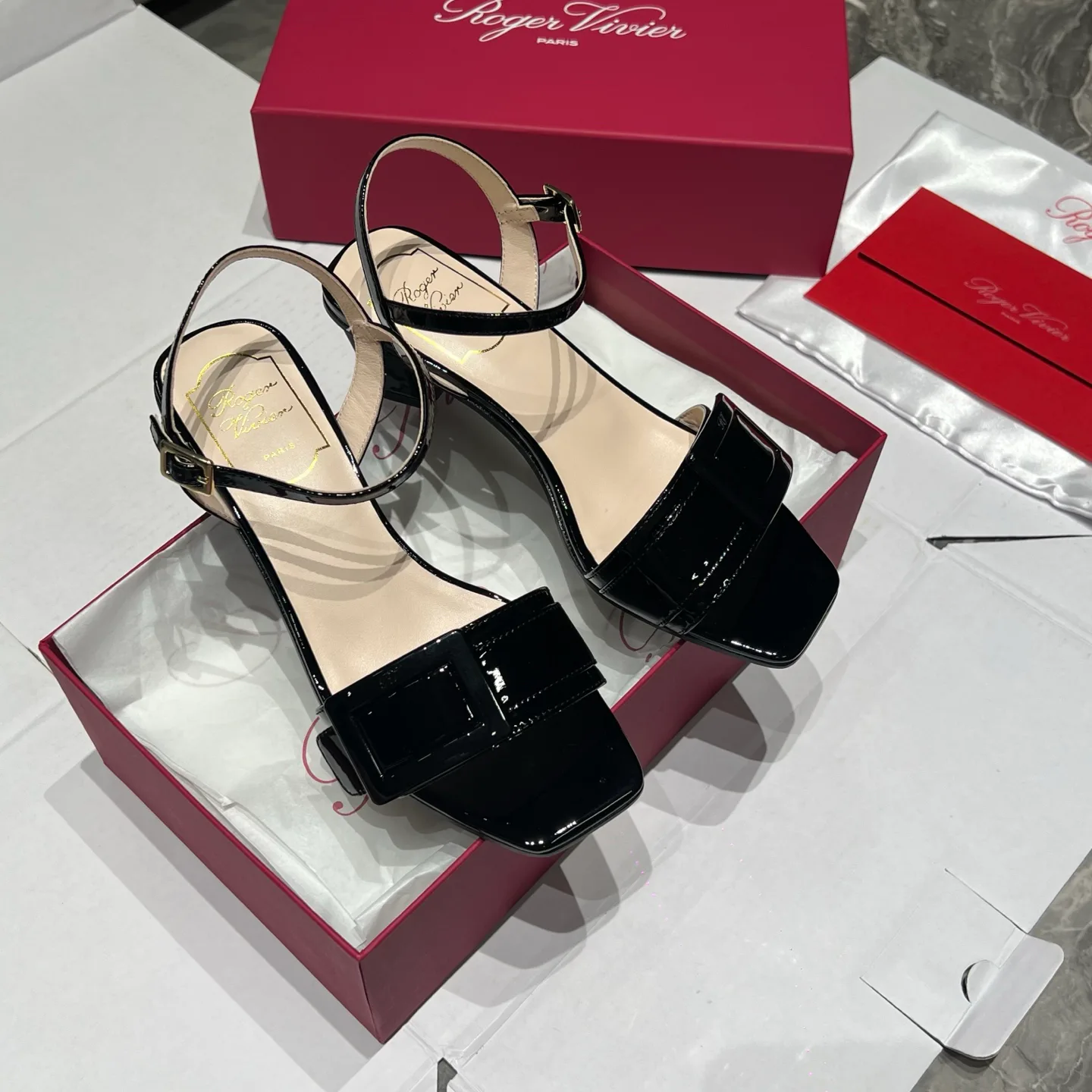 Women's Open-Toe Sandals ROGER VIVIER 17291900