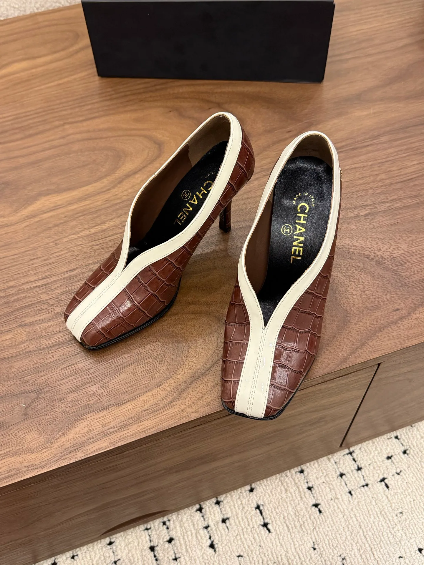 Women's Heels CHANEL 18275696