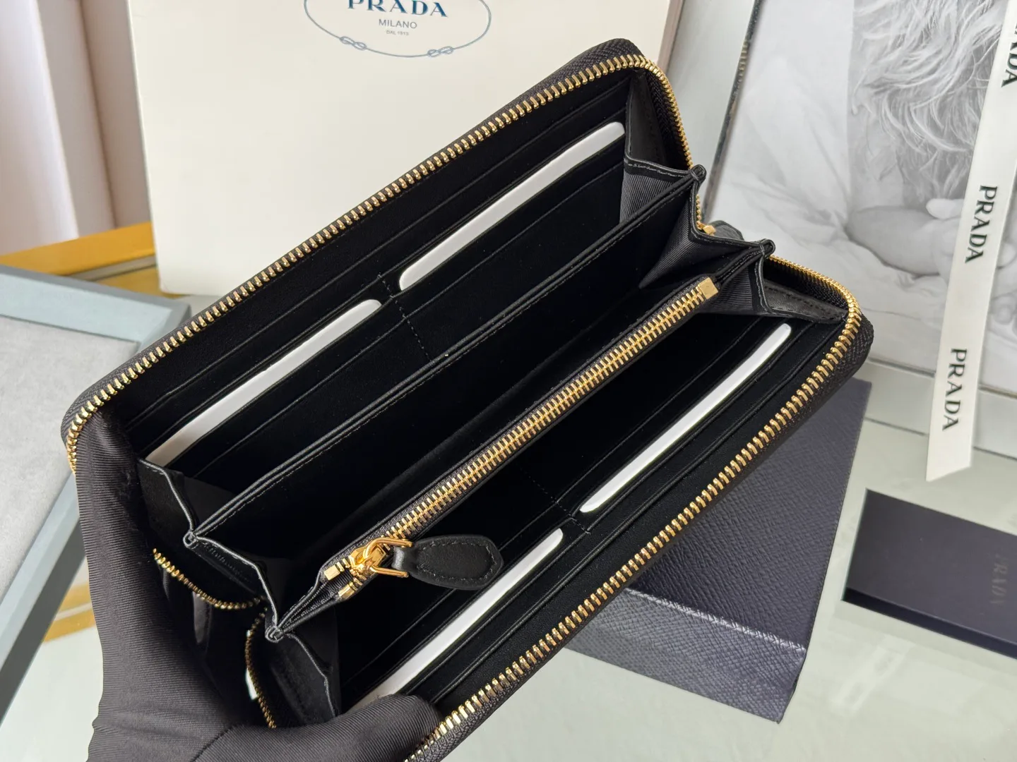 Women's Clutches PRADA 18000077