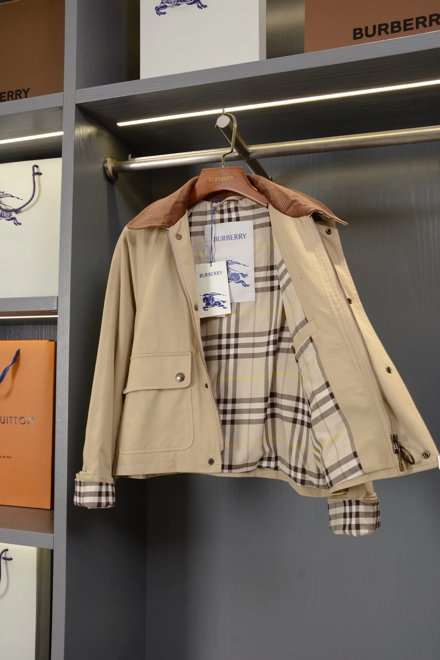 Women's Trench Coats BURBERRY 17906713