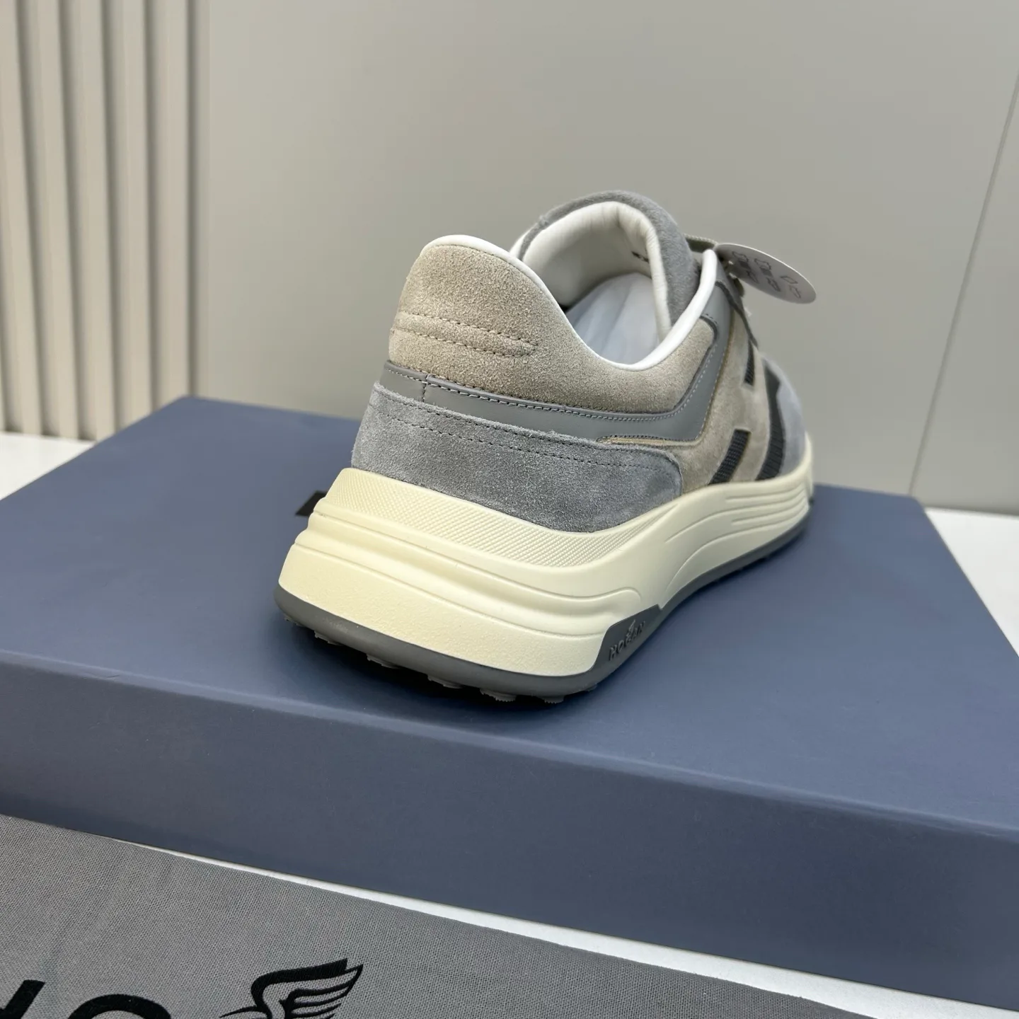 Men's Sneakers HOGAN 17280332