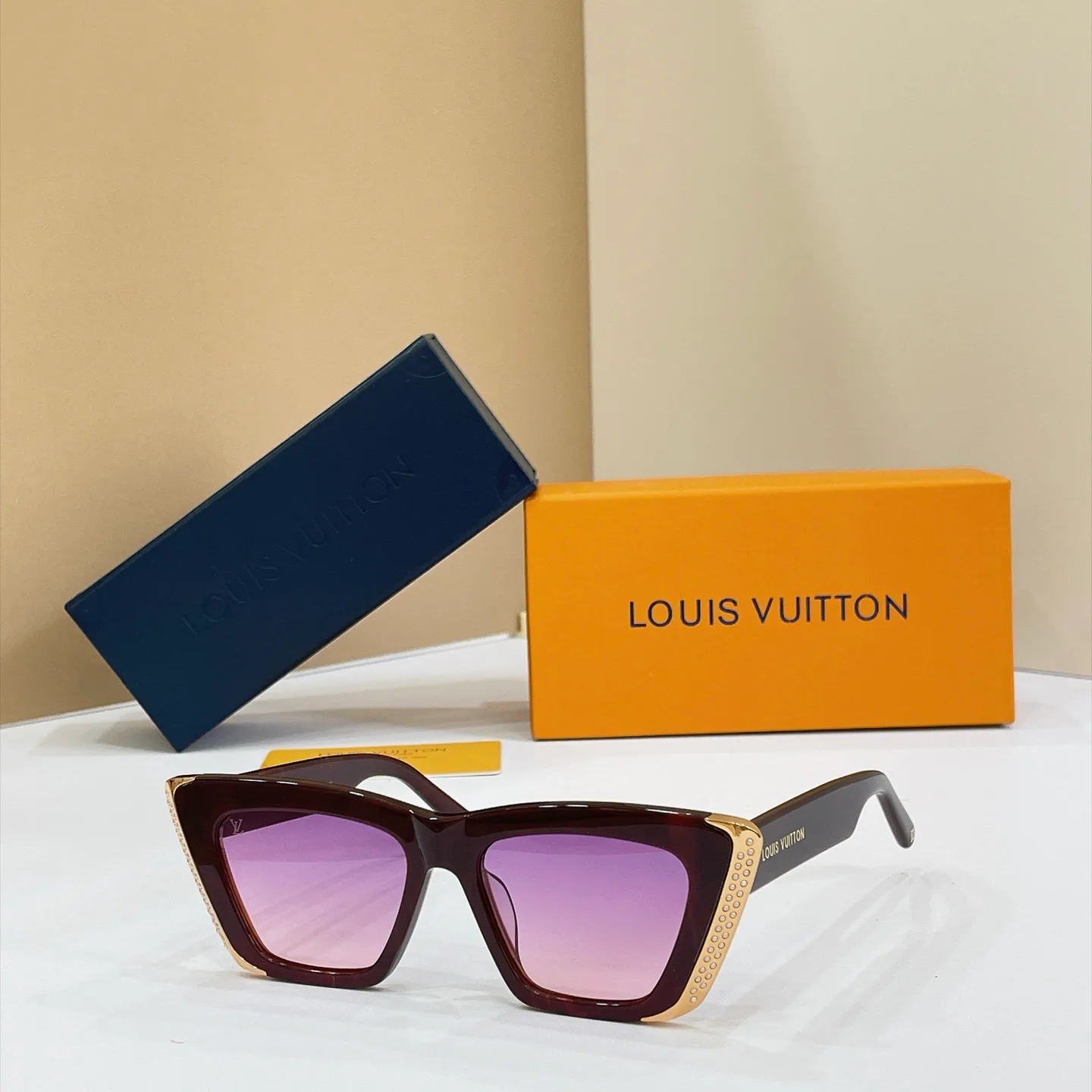 Glasses LOUIS VUITTON 17816145
