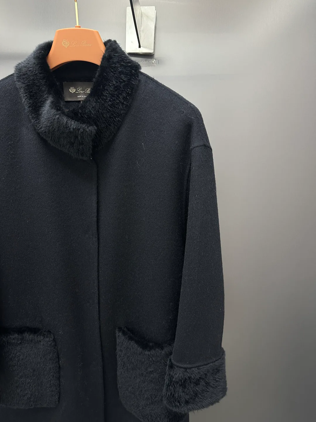 Women's Coats LORO PIANA 18456311