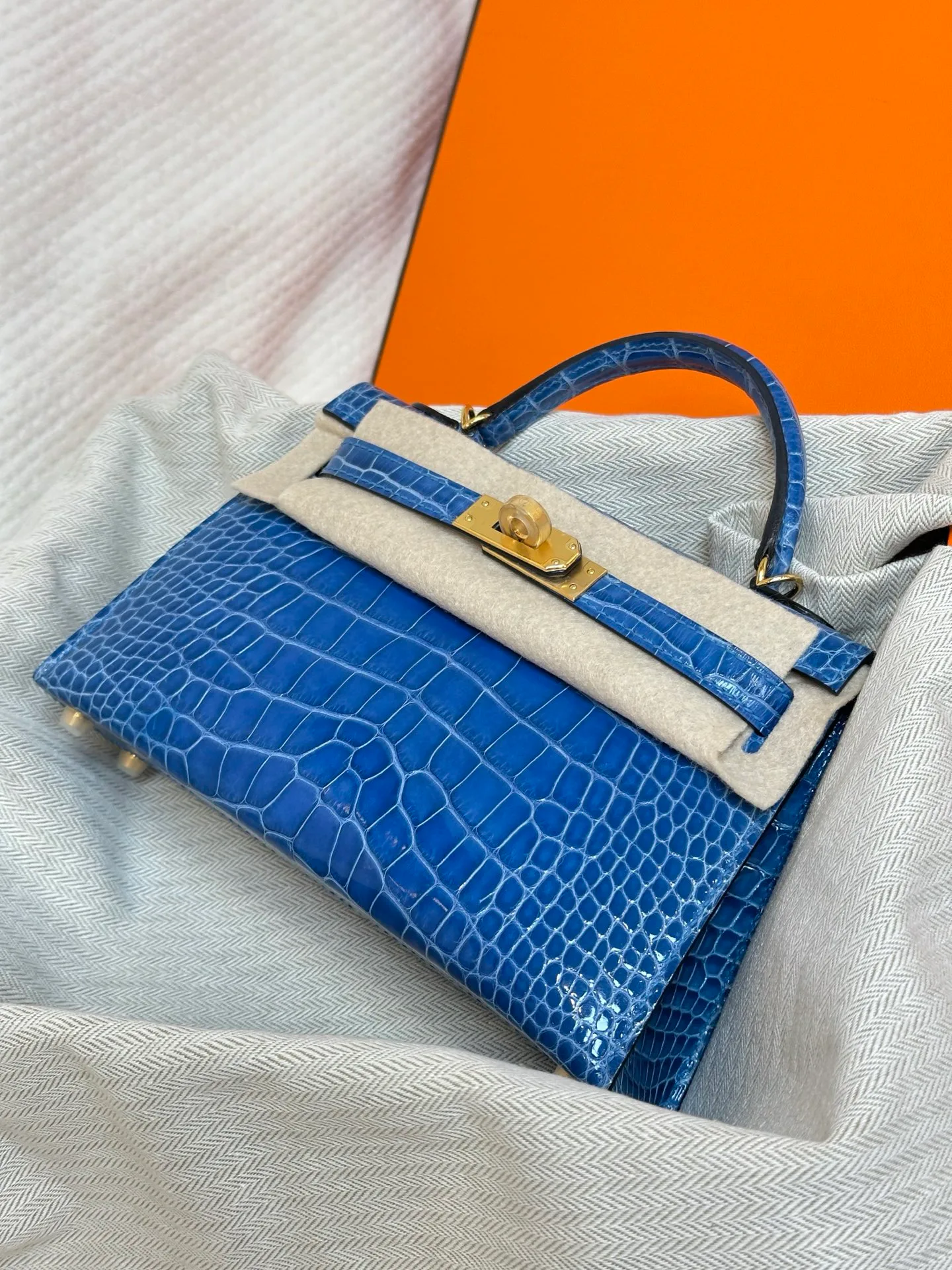 Women's Classic Handbags HERMES 18362073