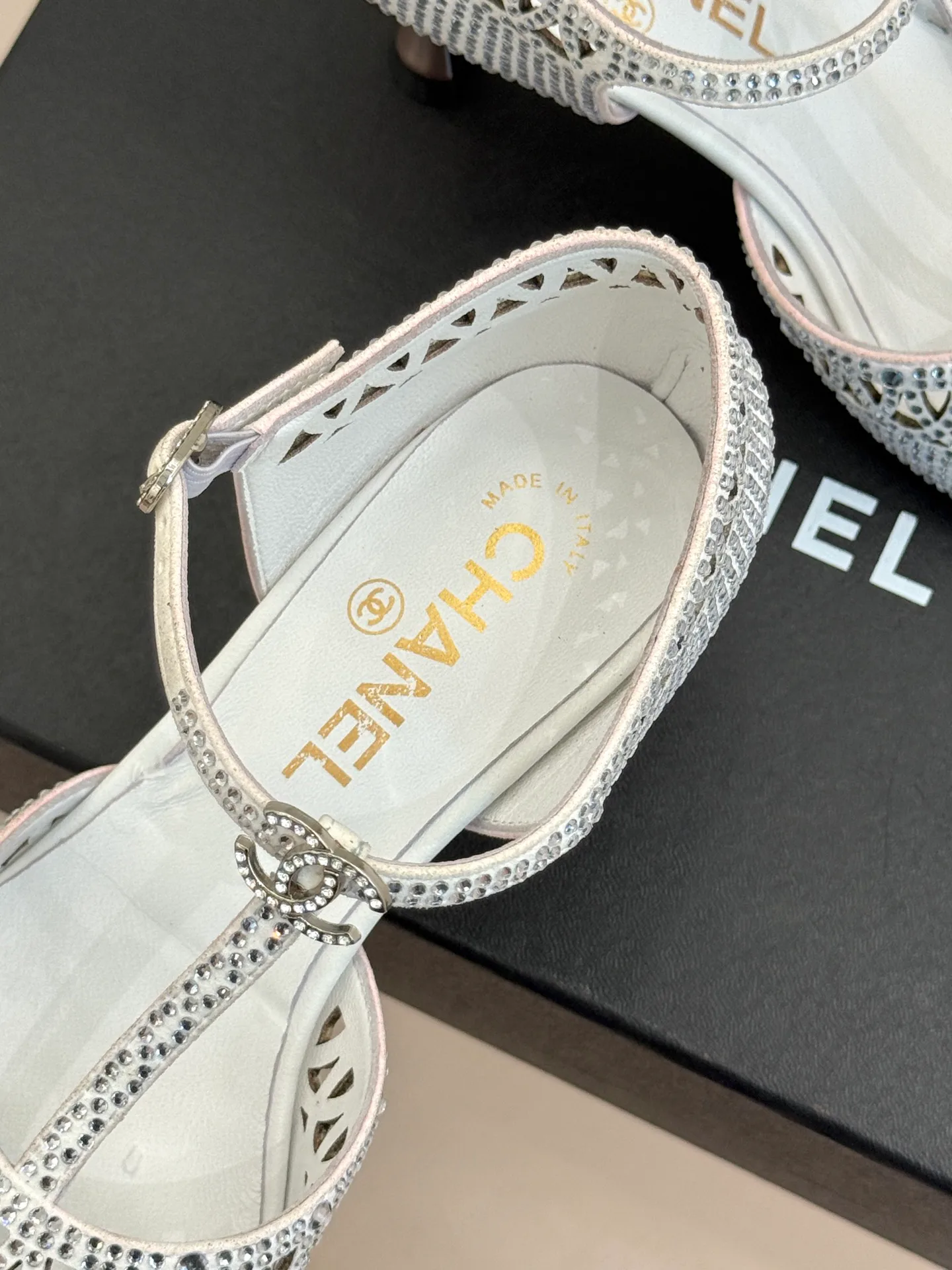 Women's Open-Toe Sandals CHANEL 17425317