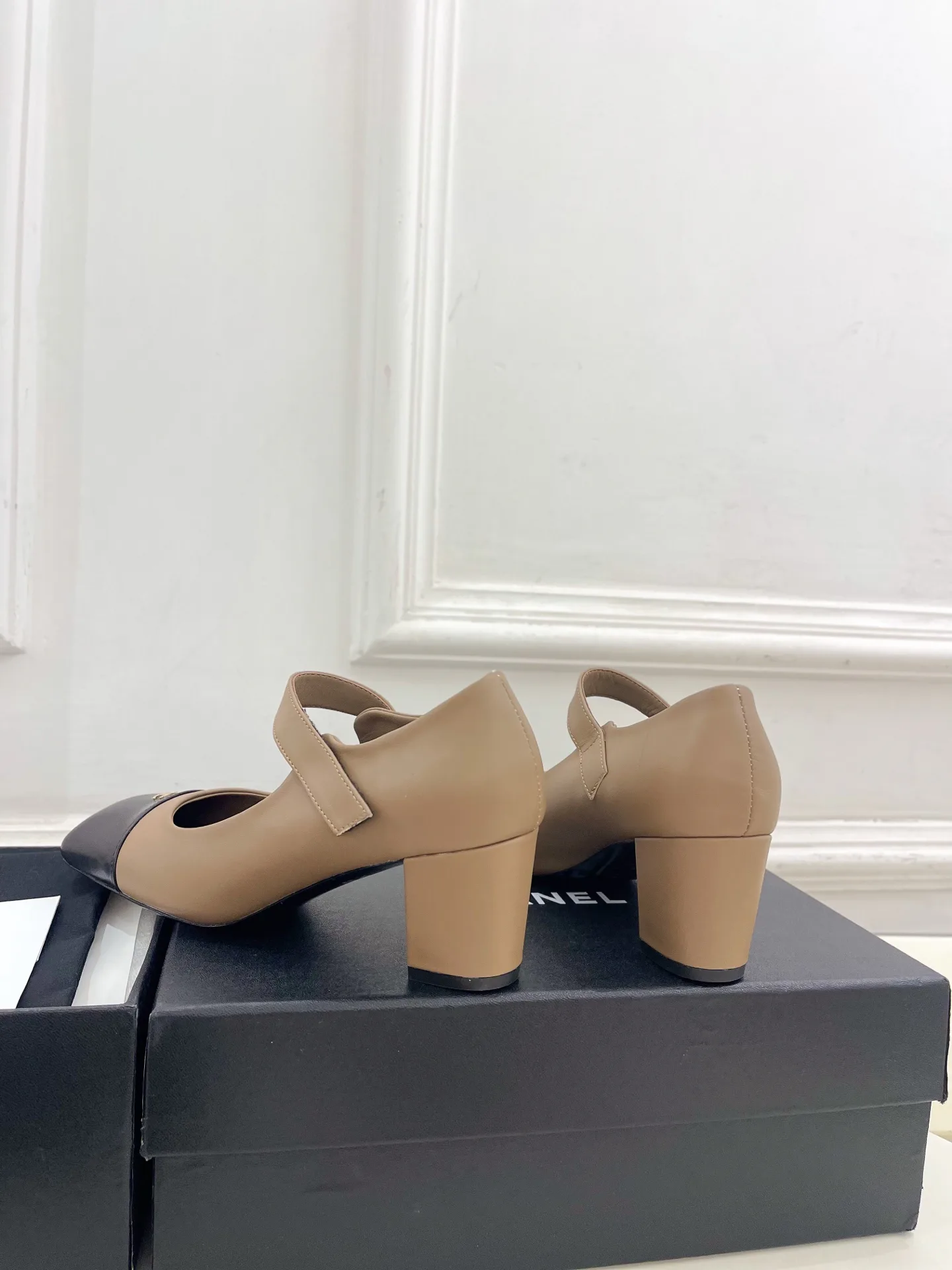 Women's Heels CHANEL 17810072