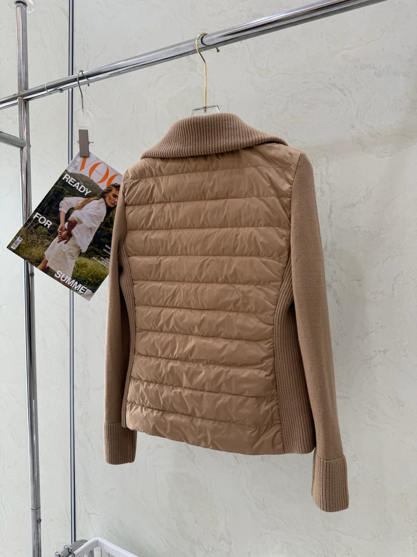 Women's Jackets And Down Jackets MONCLER 17918879