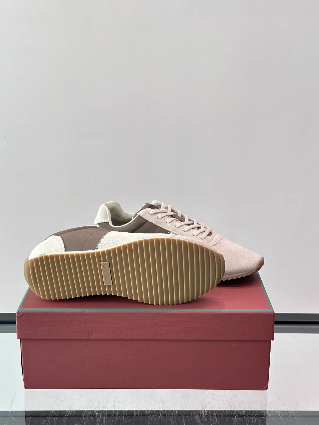 Women's Sneakers LORO PIANA 17447597