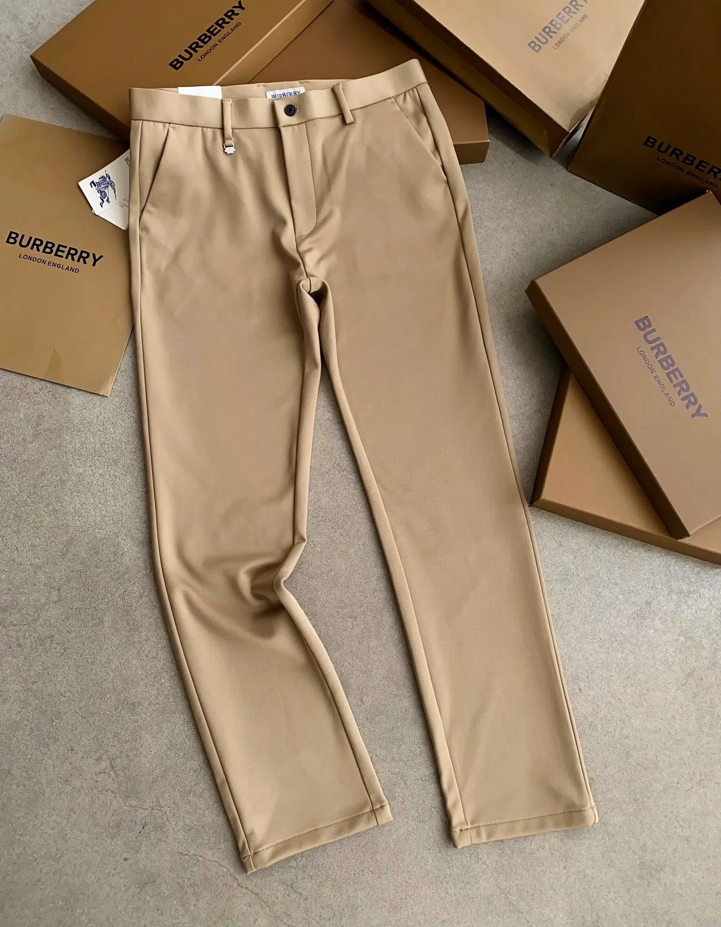 Men's Trousers BURBERRY 17973671